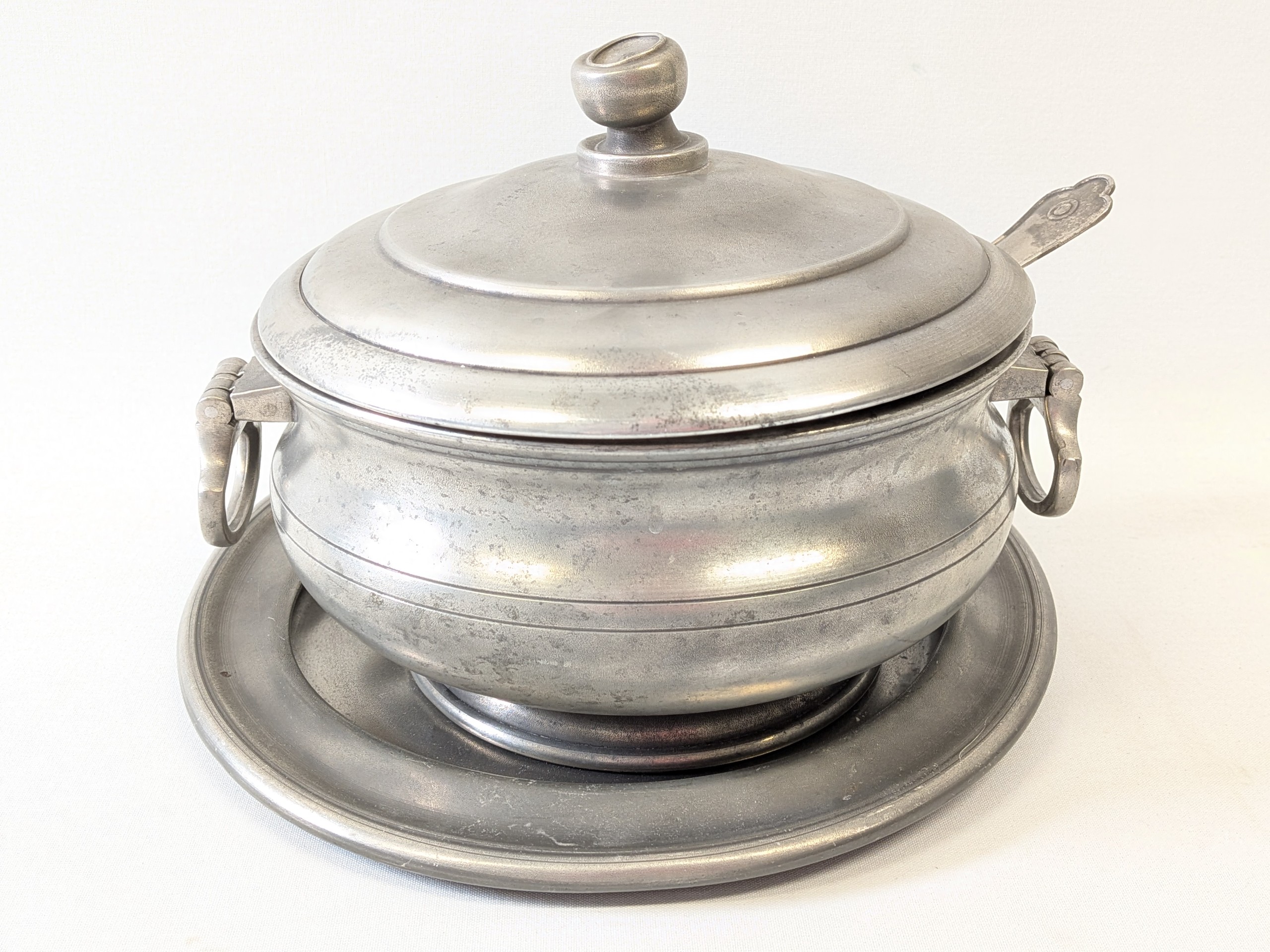 Tina-astiat - Huutokauppa Ekman