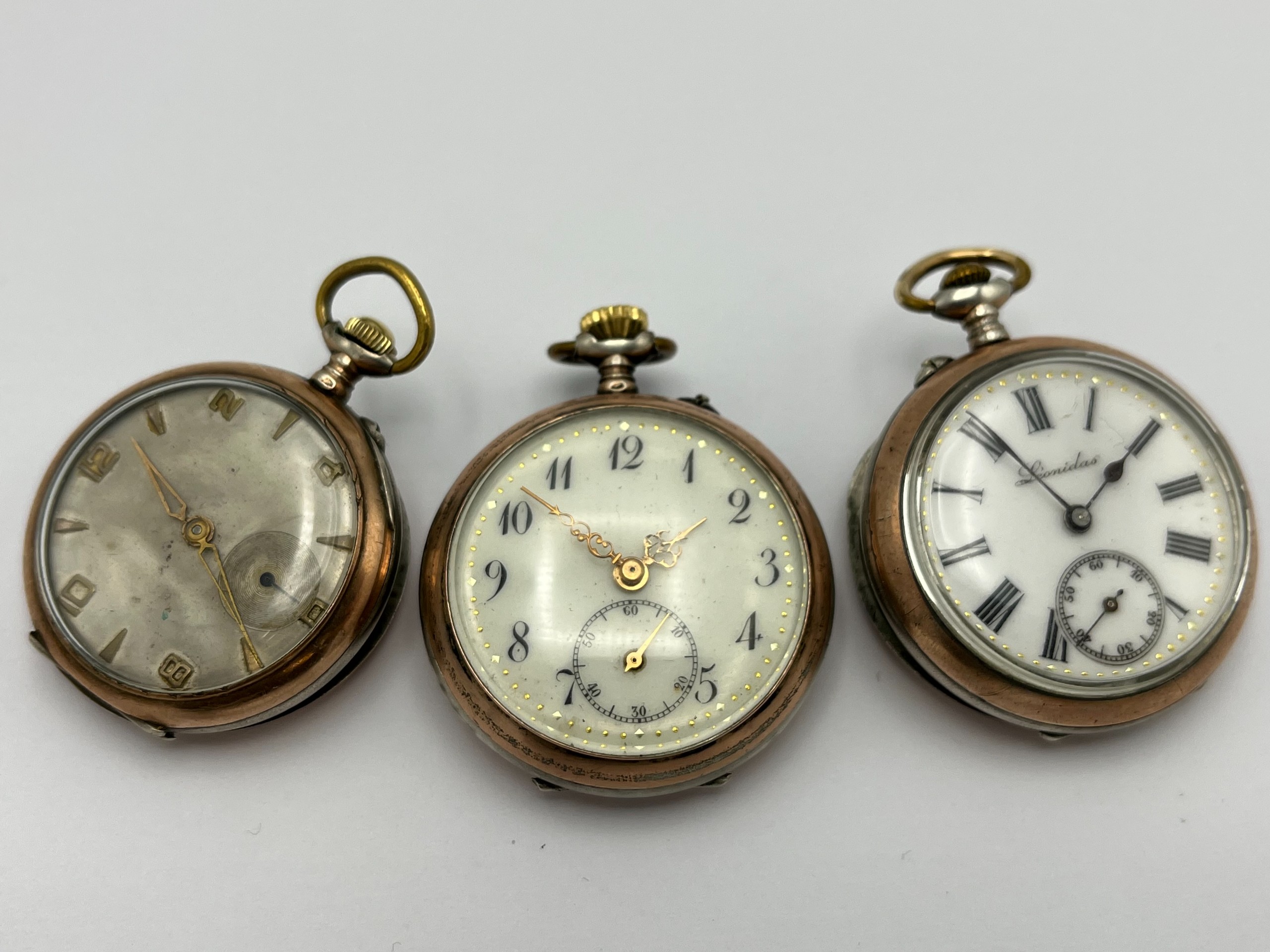 Hopeakuoriset taskukellot - Huutokauppa Ekman