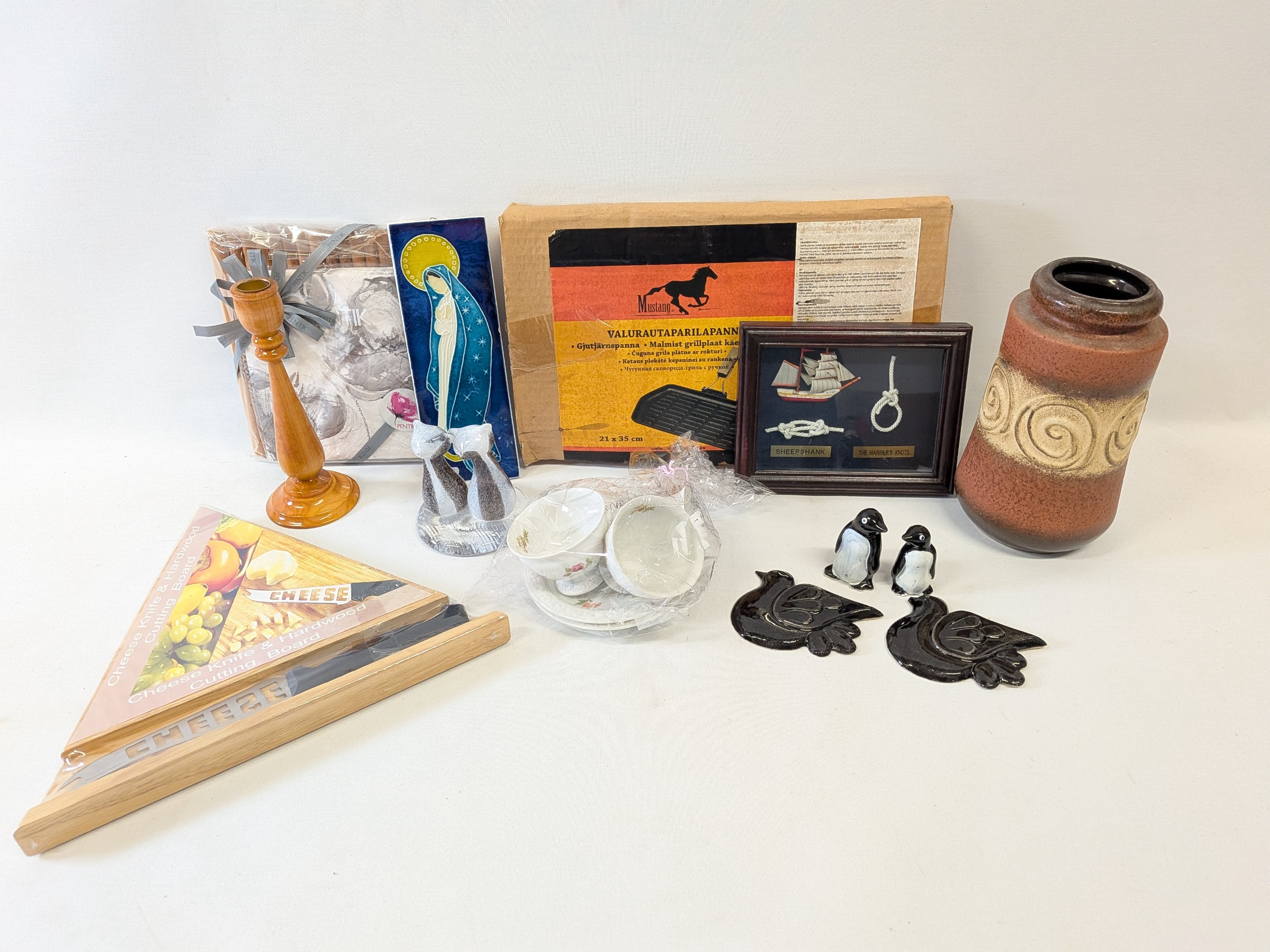 Mustang ym. - Huutokauppa Ekman