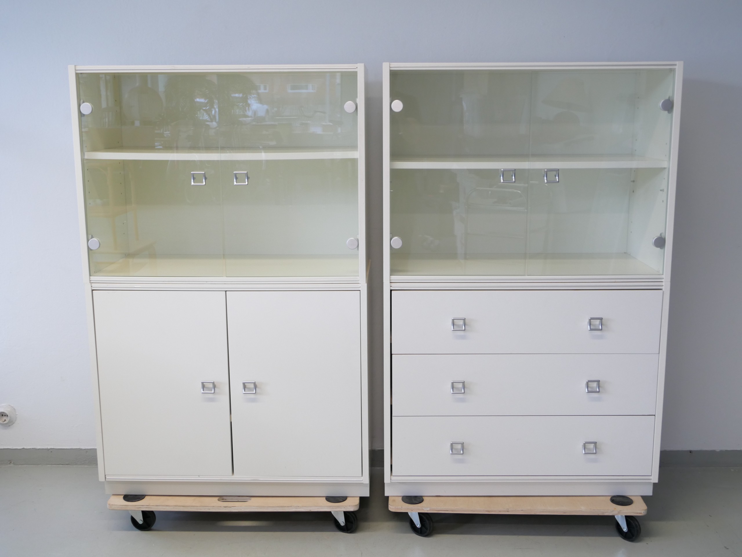 *Hyllyköt - Huutokauppa Ekman