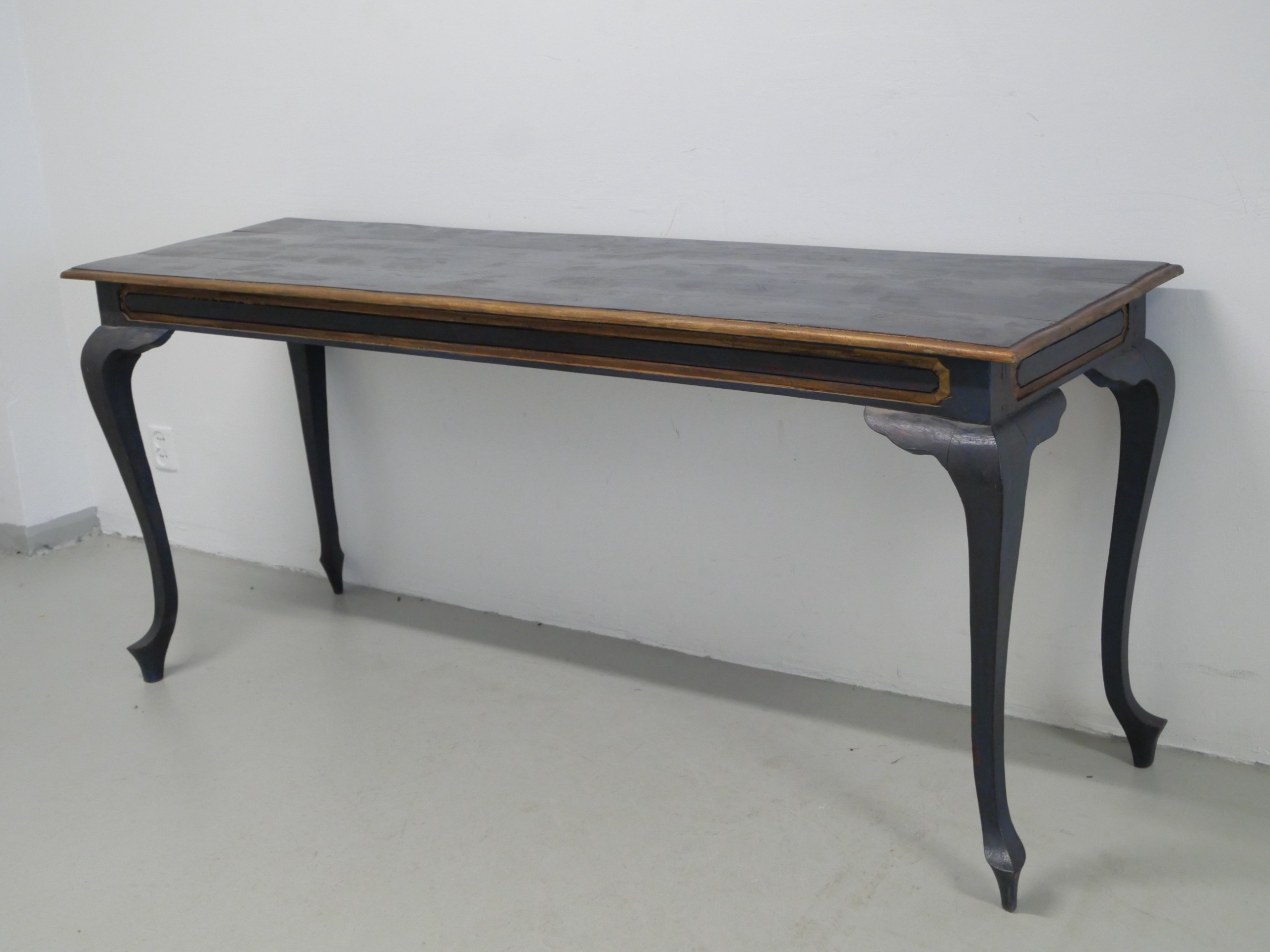 *Antiikkipöytä - Huutokauppa Ekman