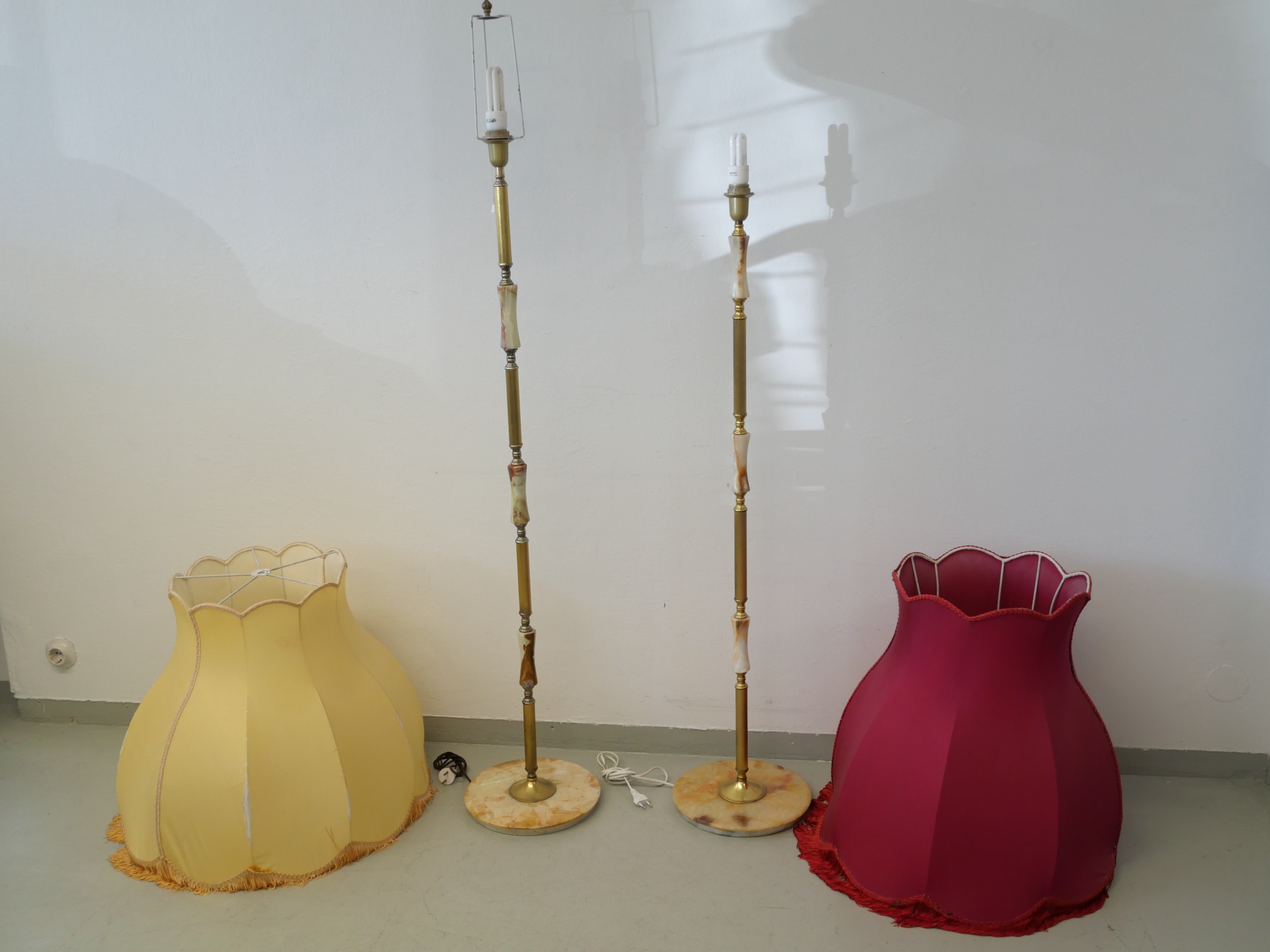 *Lattiavalaisimet - Huutokauppa Ekman