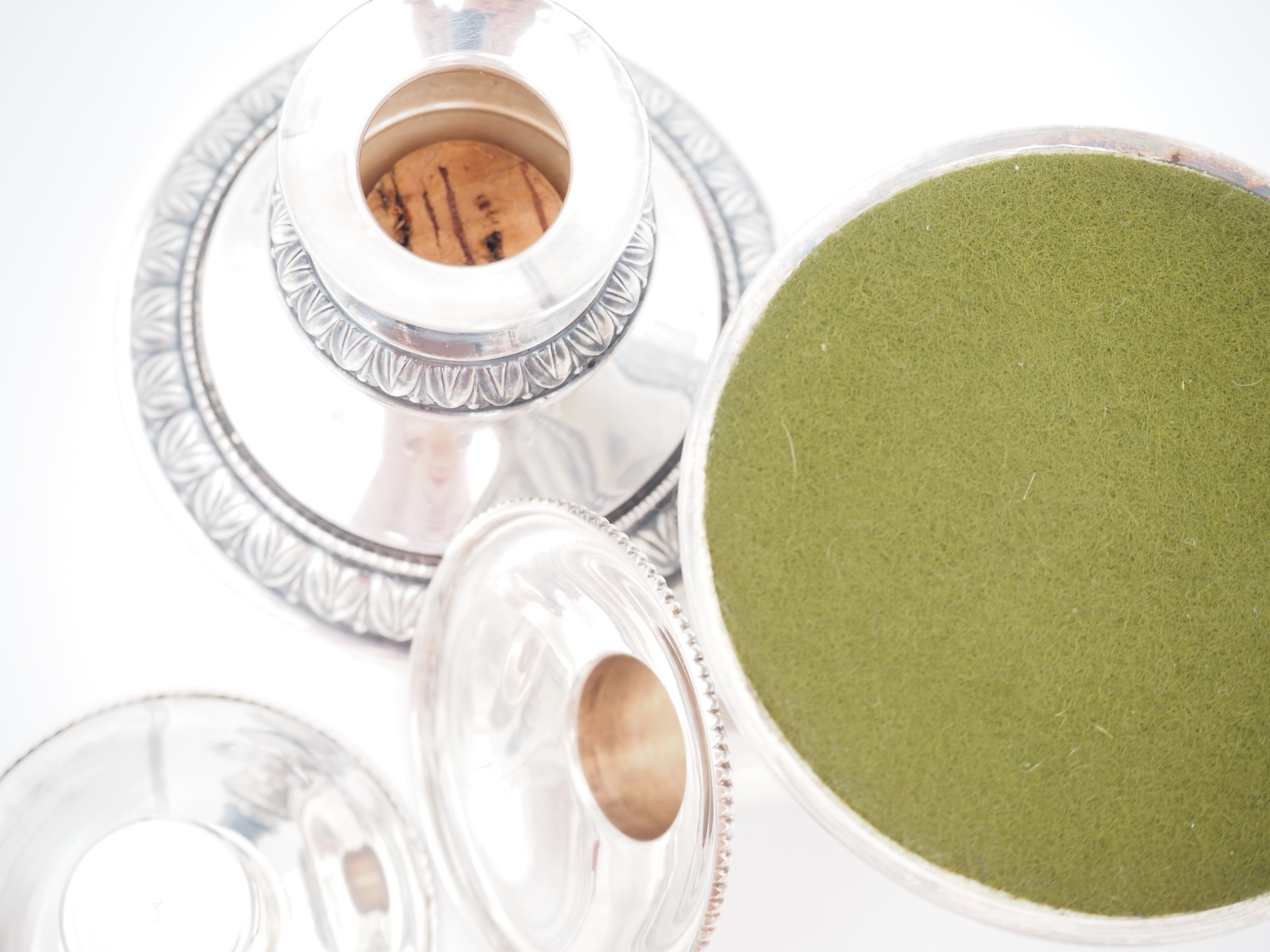 Hopea kynttilänjalat - Huutokauppa Ekman