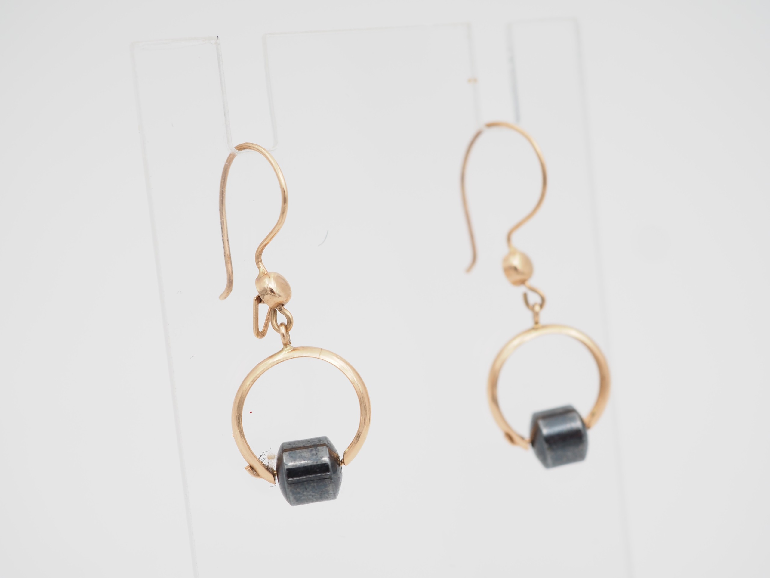 Kultaiset korvakorut 14k - Huutokauppa Ekman