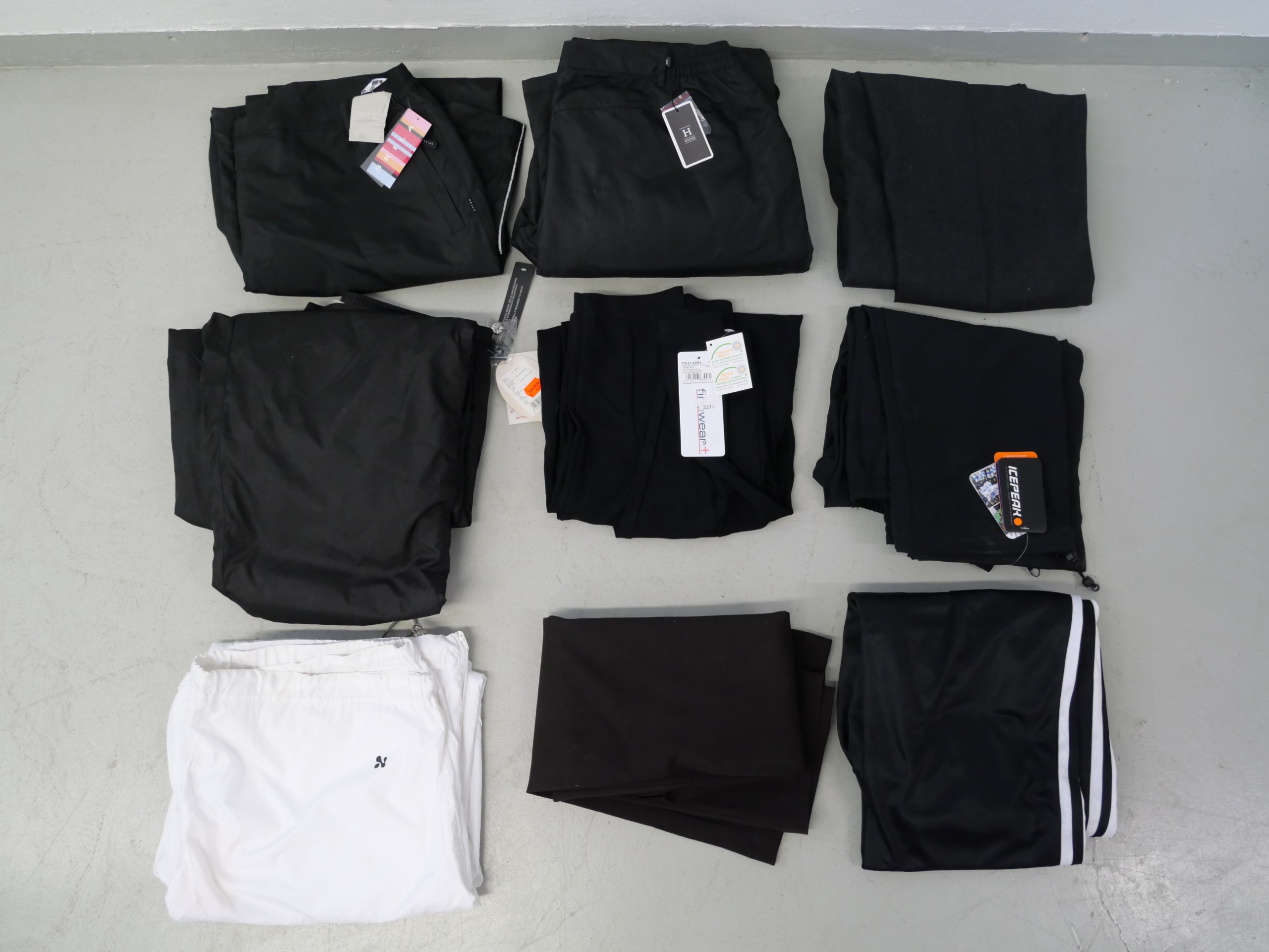 *Nanso ym. - Huutokauppa Ekman