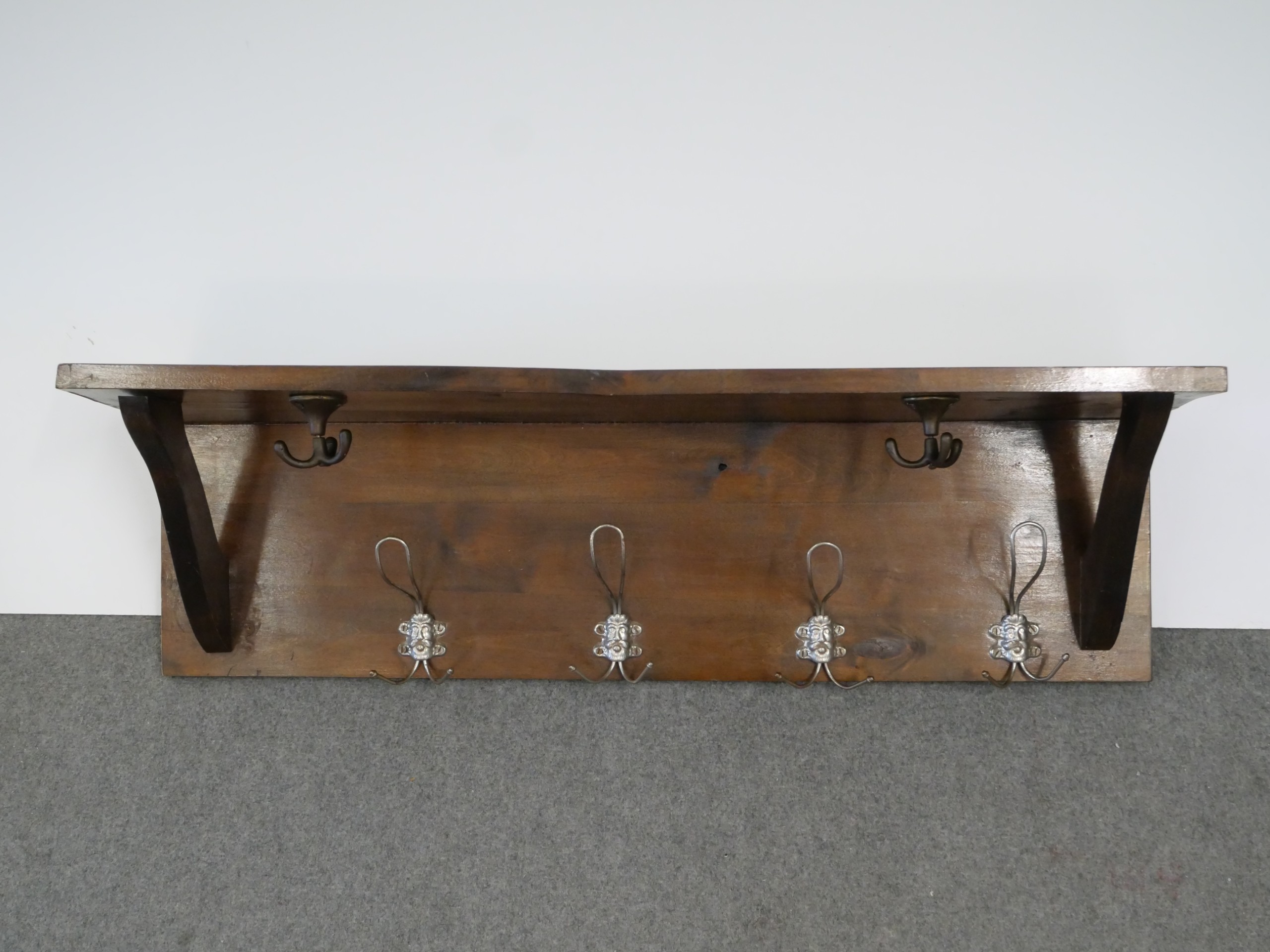 Naulakko - Huutokauppa Ekman