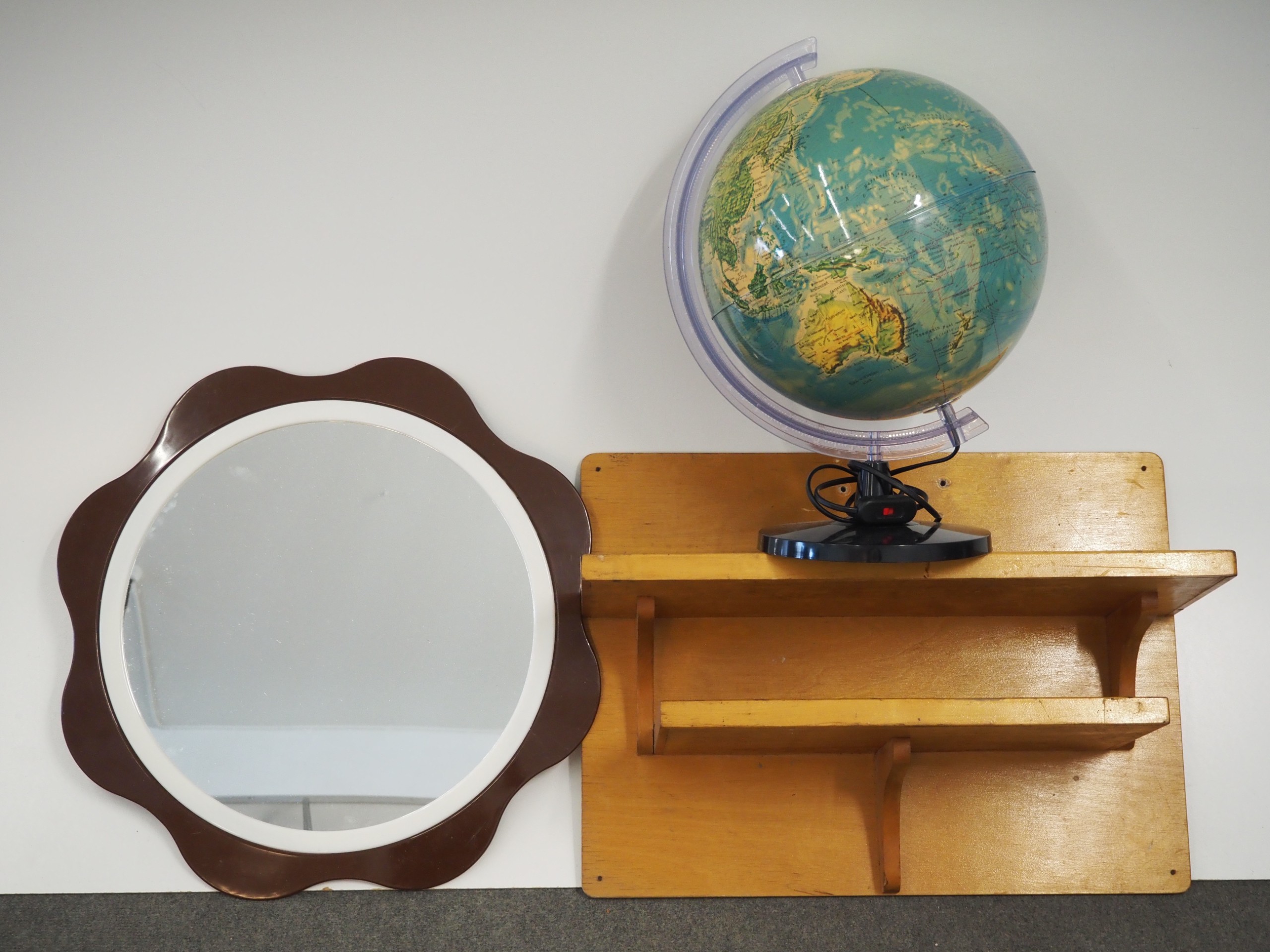 Mäkisen Kuvastin ym. - Huutokauppa Ekman