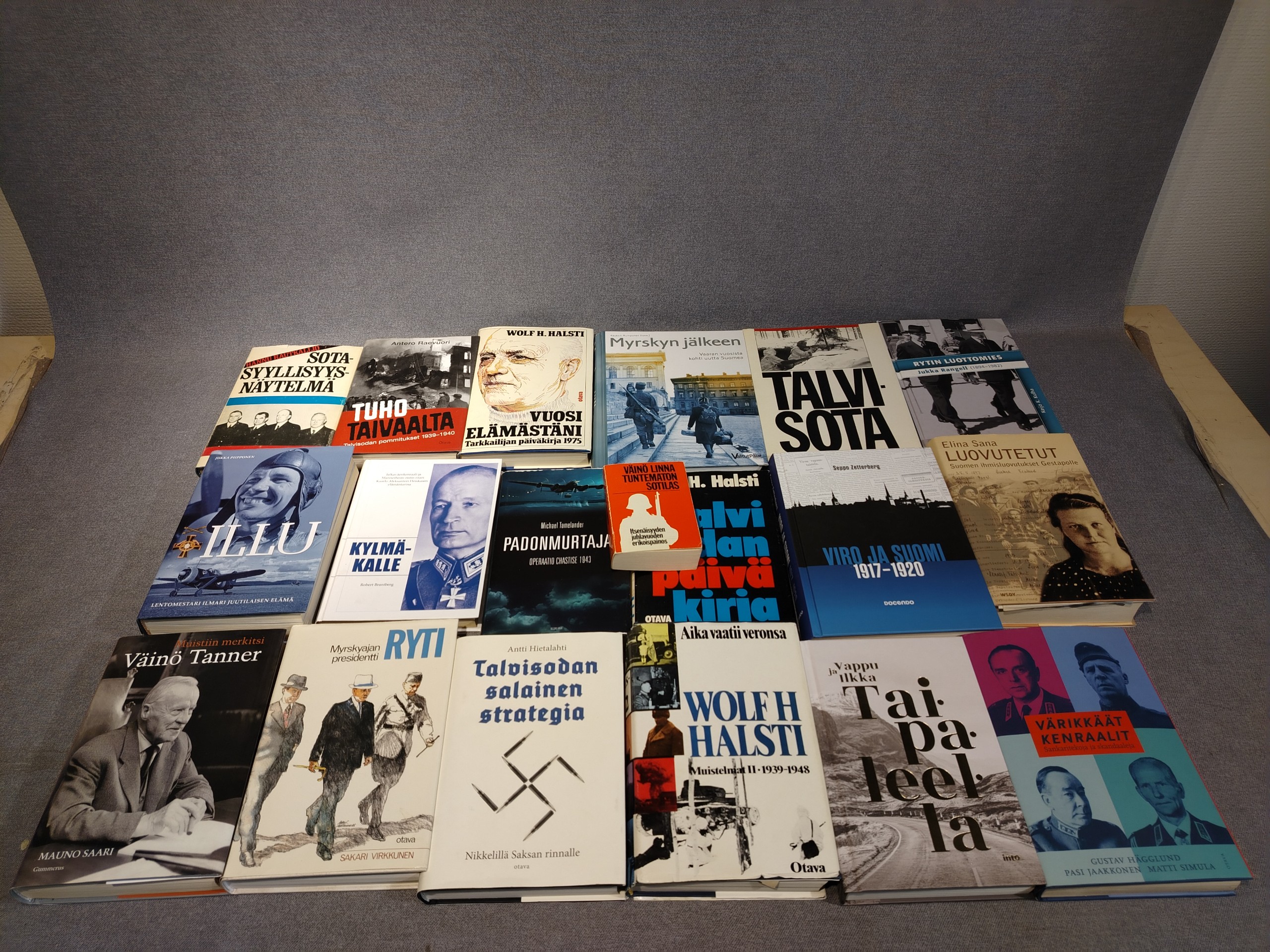 Sotakirjallisuus - Huutokauppa Ekman