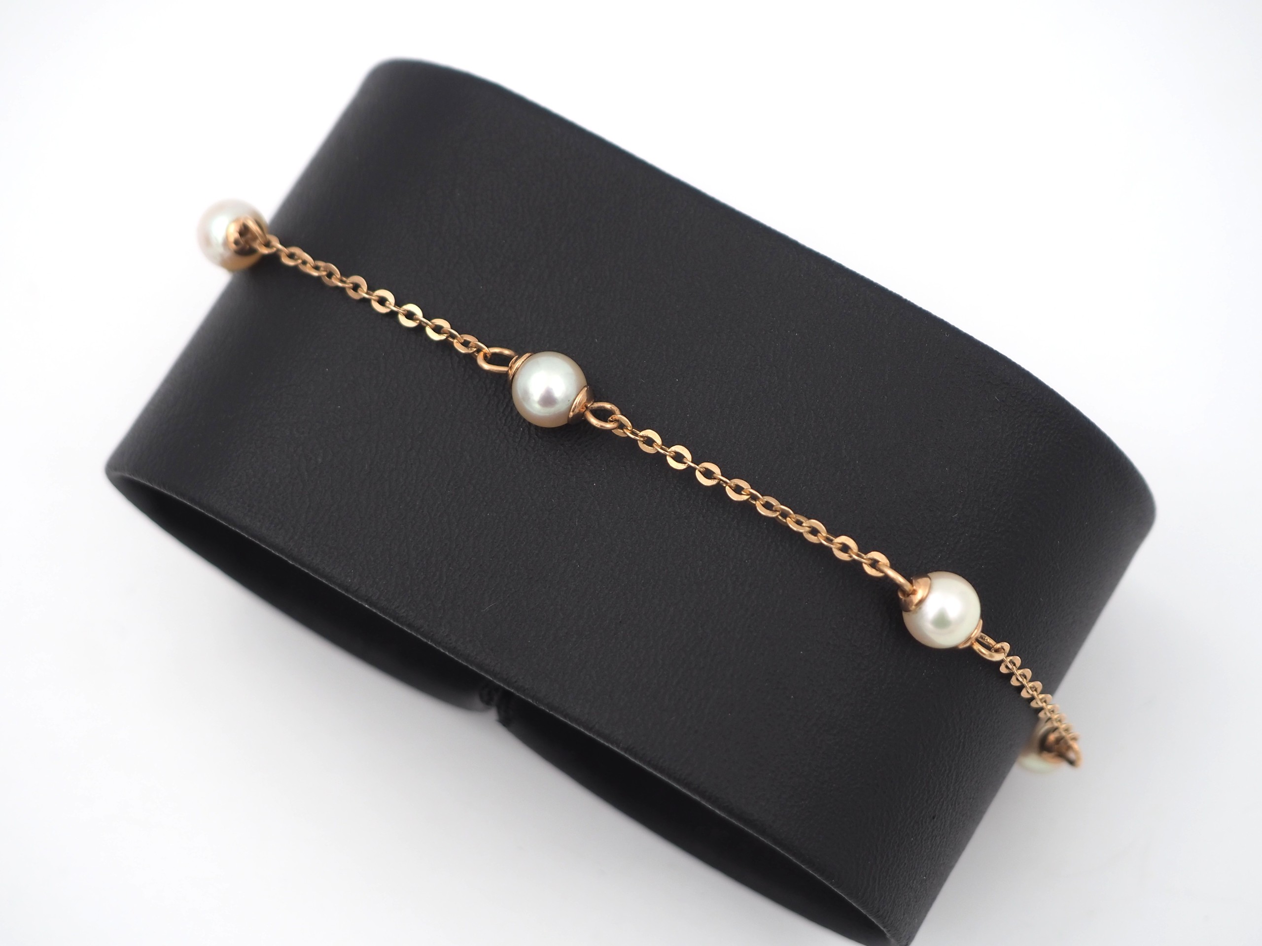 Kultainen ranneketju 14k - Huutokauppa Ekman