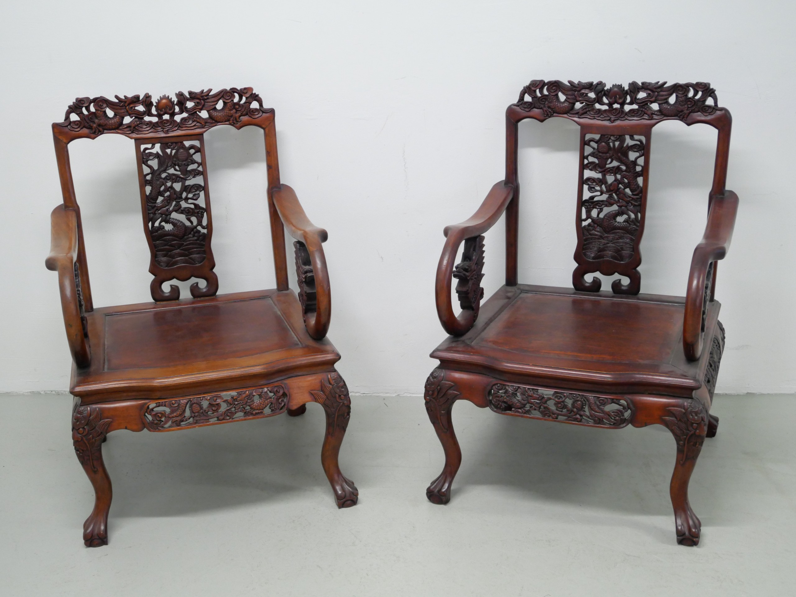 *Tuolit - Huutokauppa Ekman