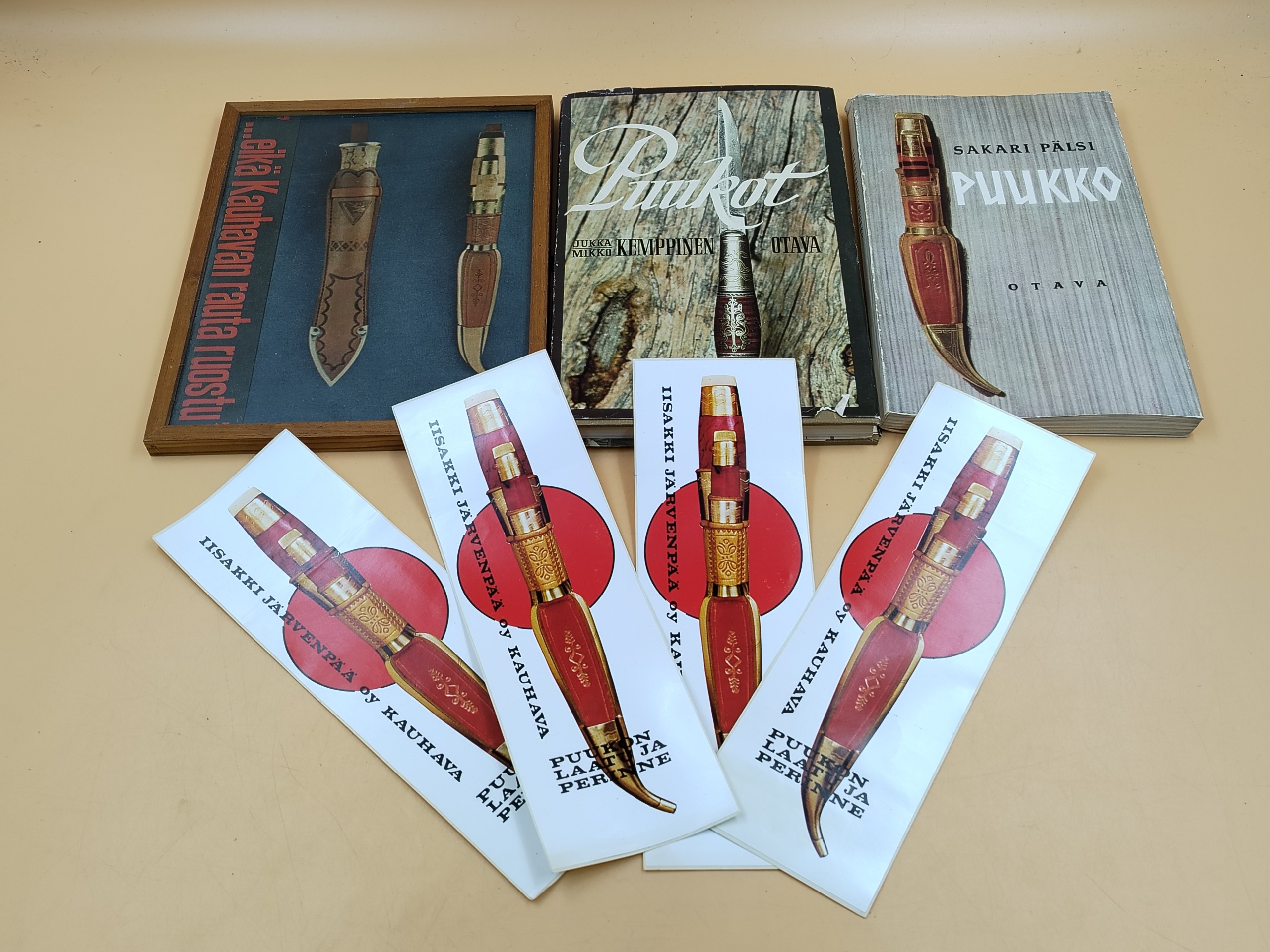 Puukko kirjat ym. - Huutokauppa Ekman