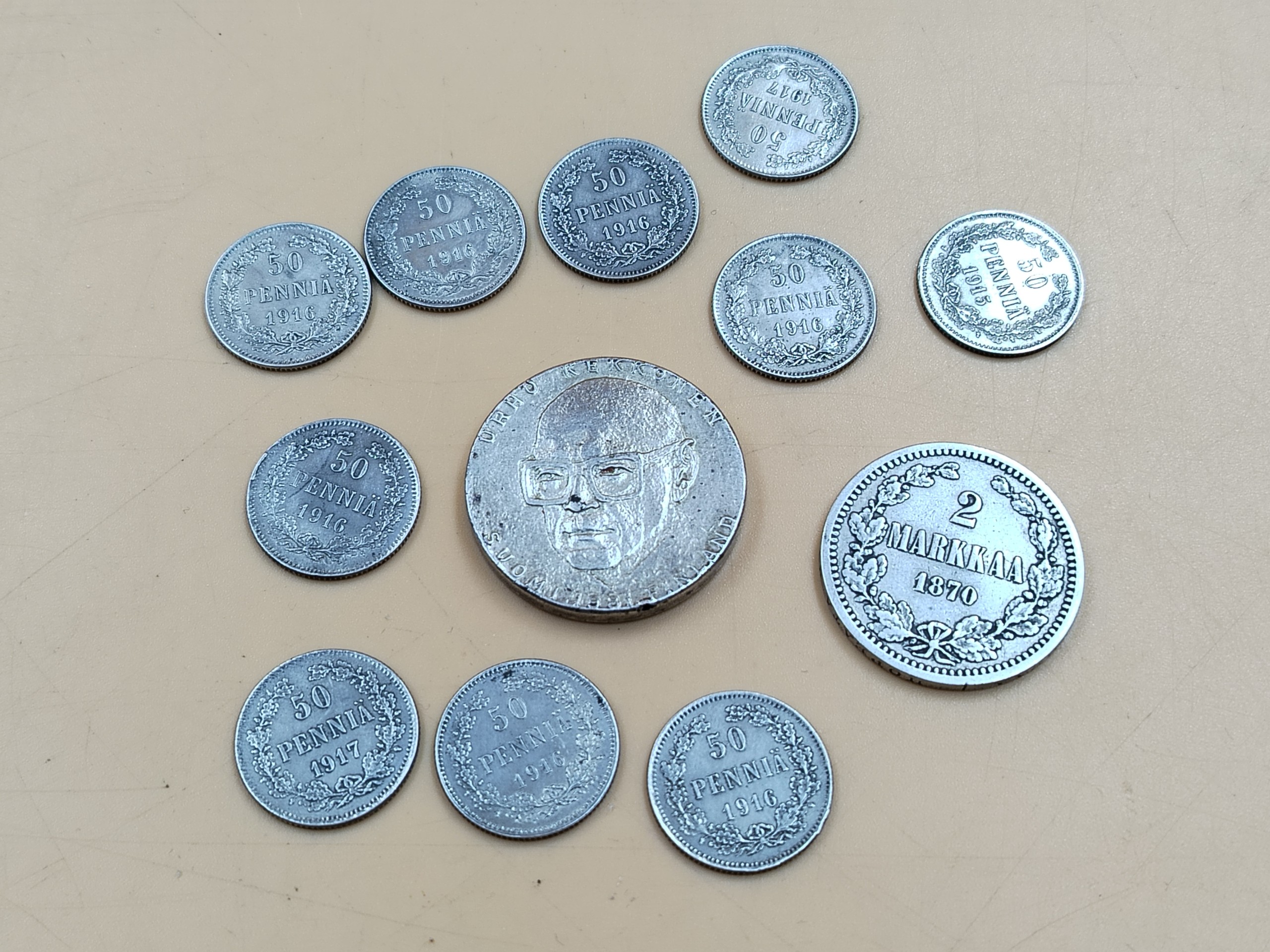 Rahat - Huutokauppa Ekman