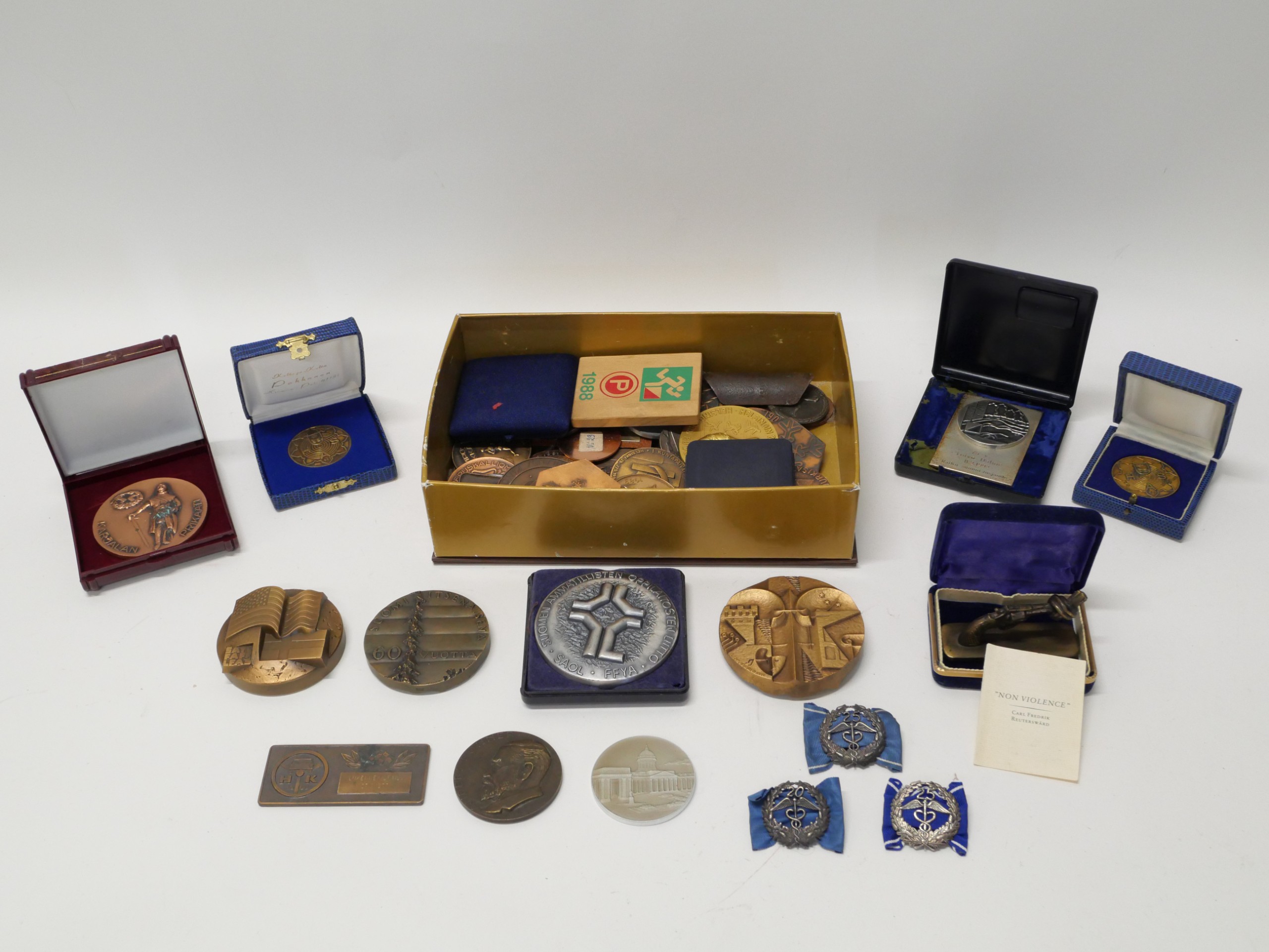 Mitalit ym. - Huutokauppa Ekman