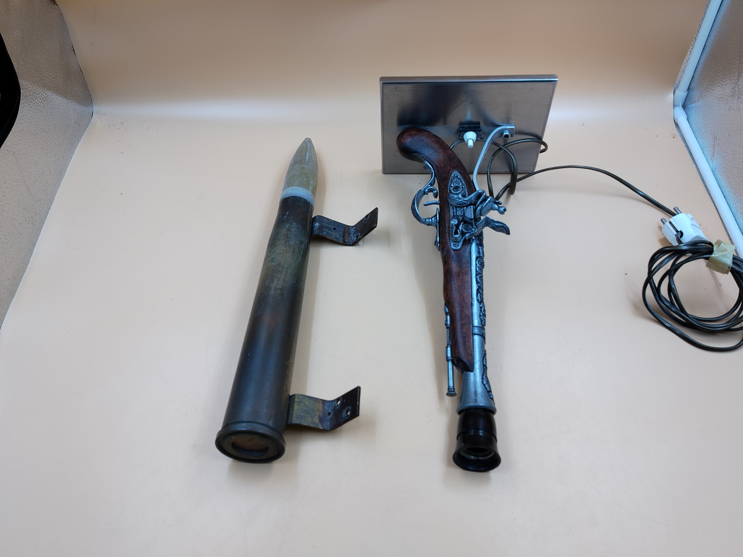 Valaisin ym. - Huutokauppa Ekman