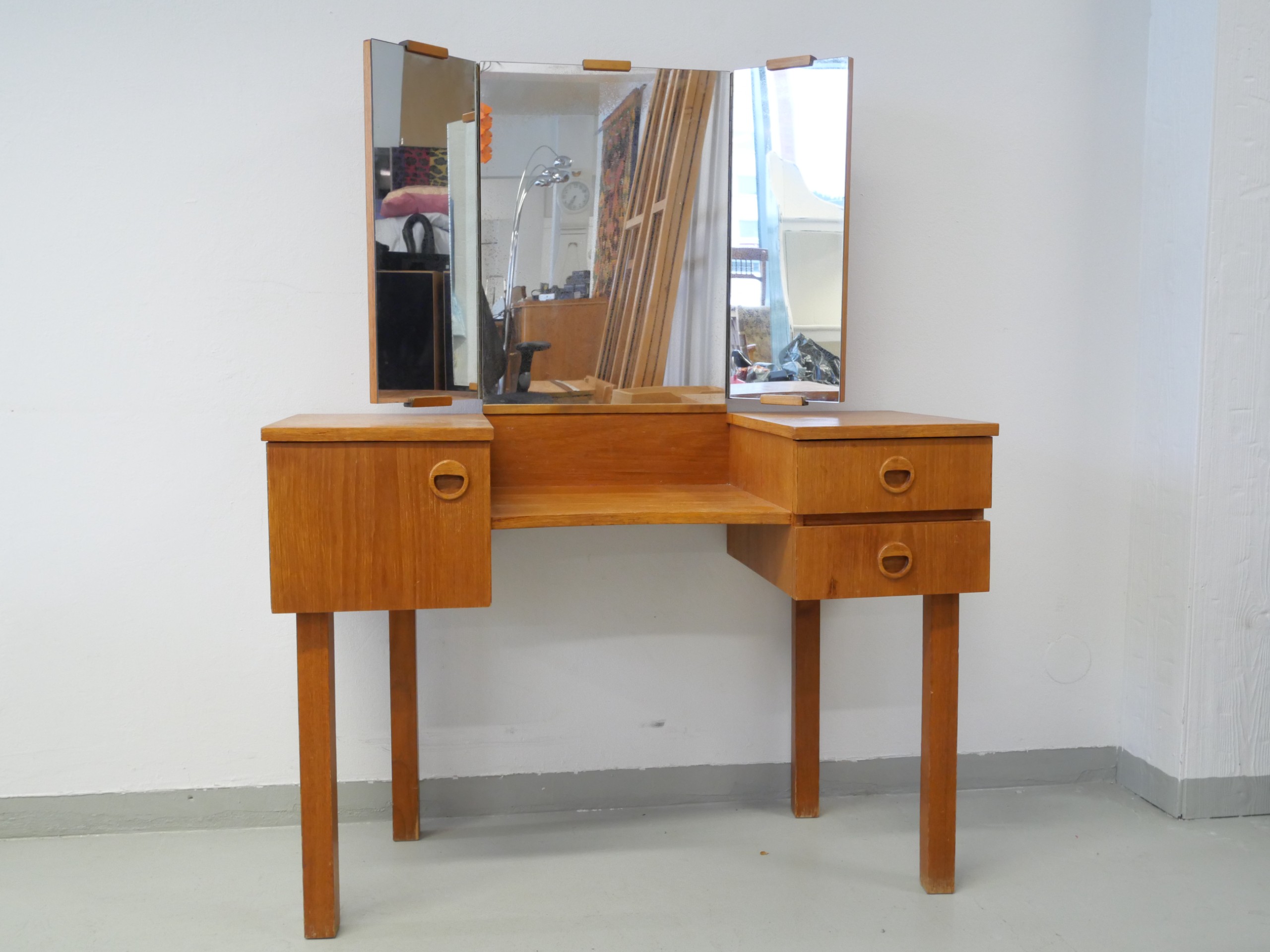 *Peilipöytä