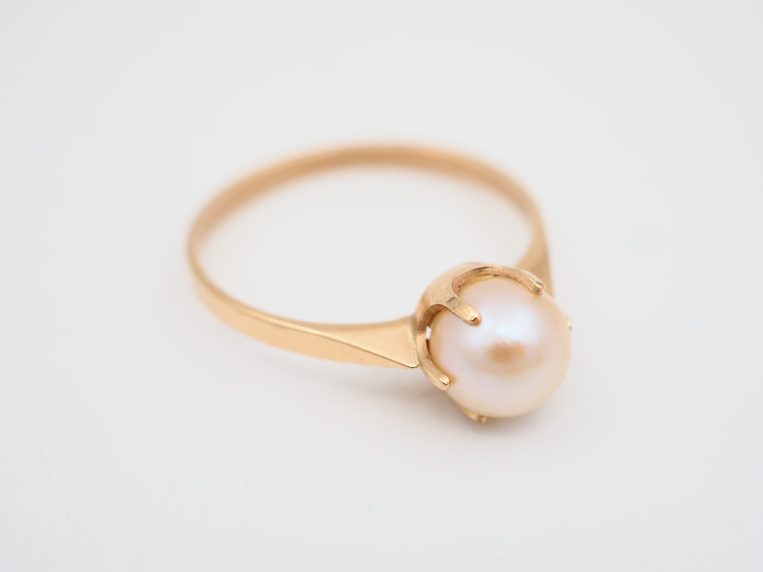 Kultasormus 14k - Huutokauppa Ekman