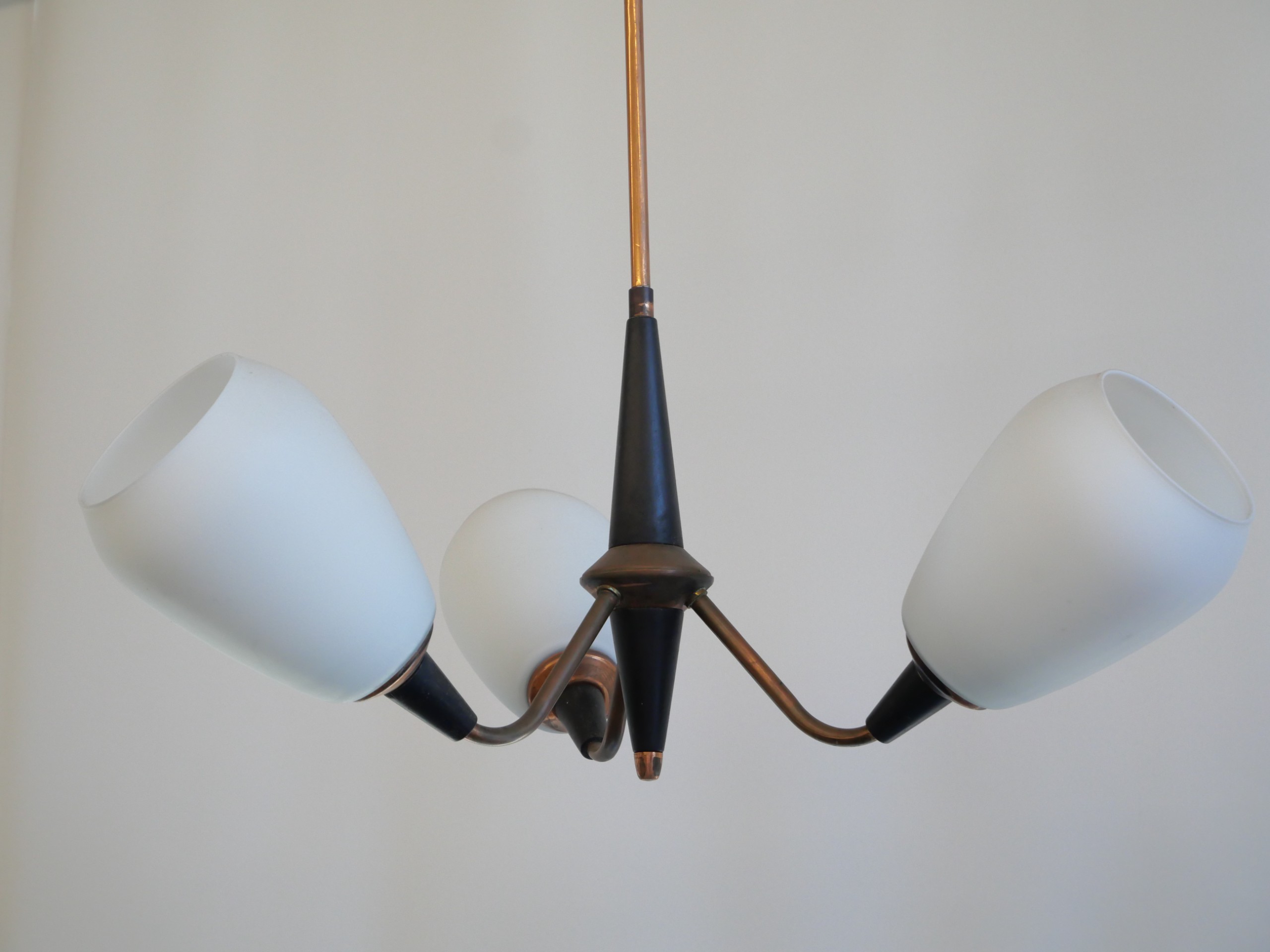 Kattovalaisin - Huutokauppa Ekman