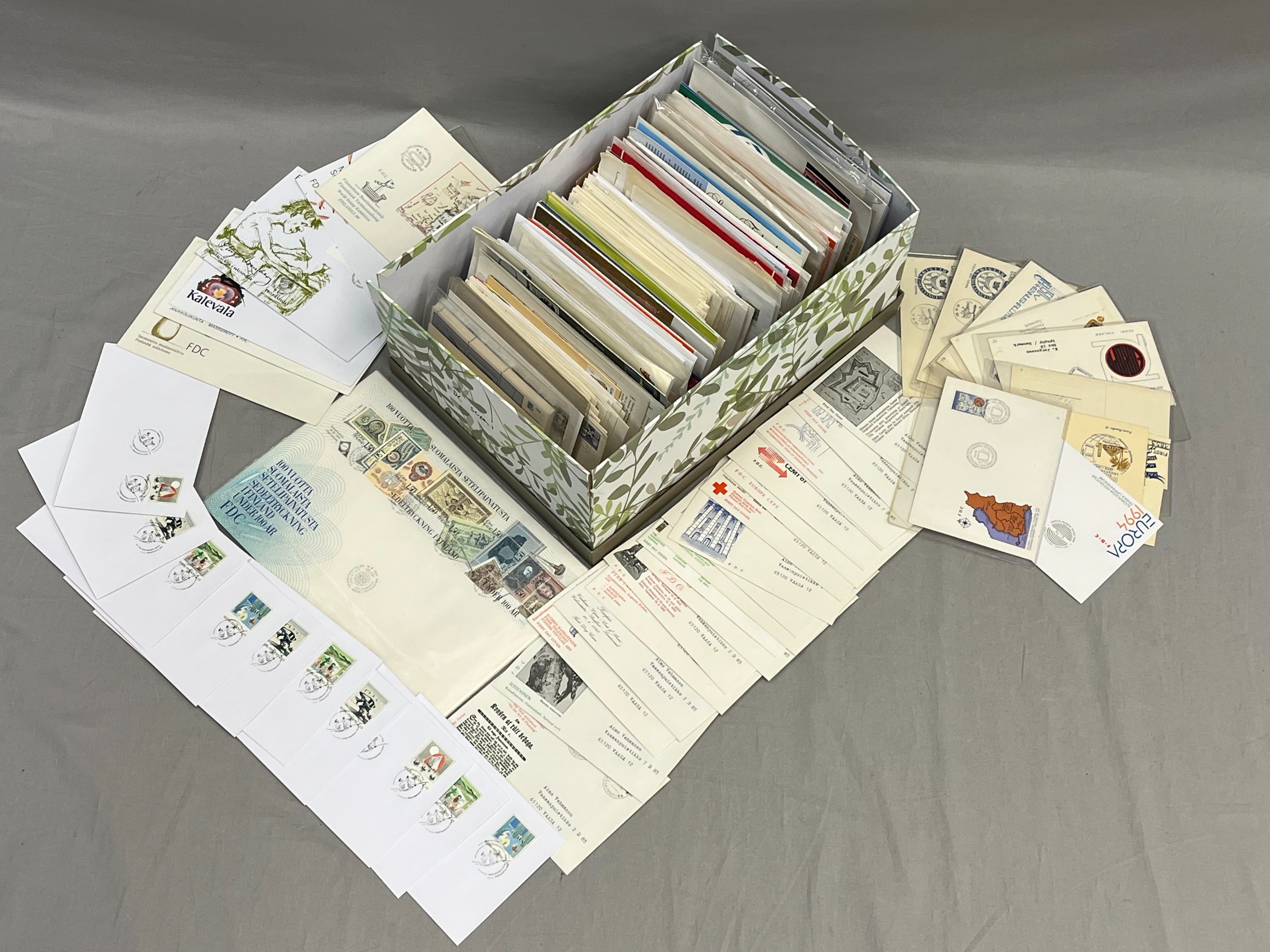 Kotimaiset FDC-kuoret ym - Huutokauppa Ekman