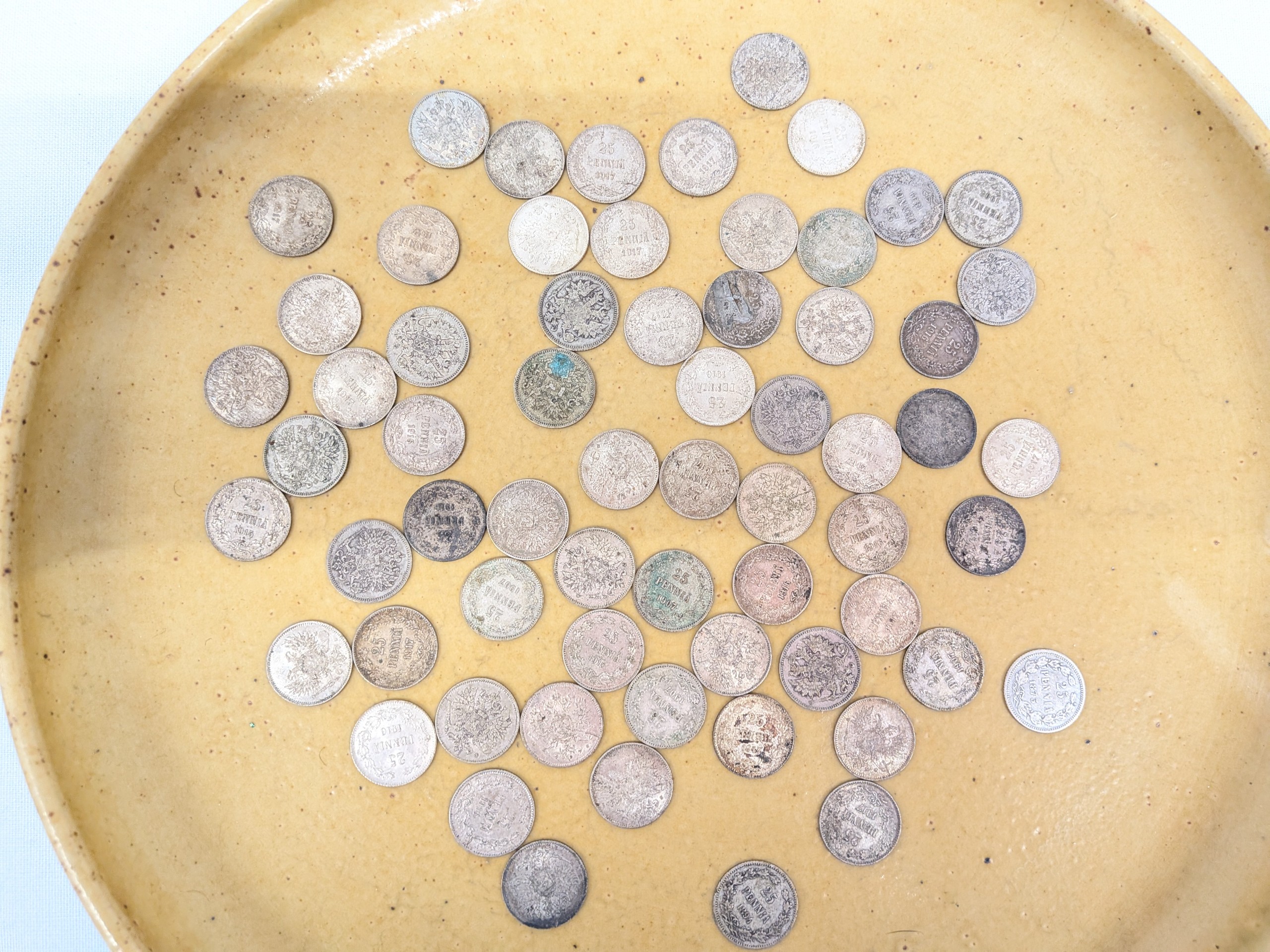 Hopeapennit - Huutokauppa Ekman