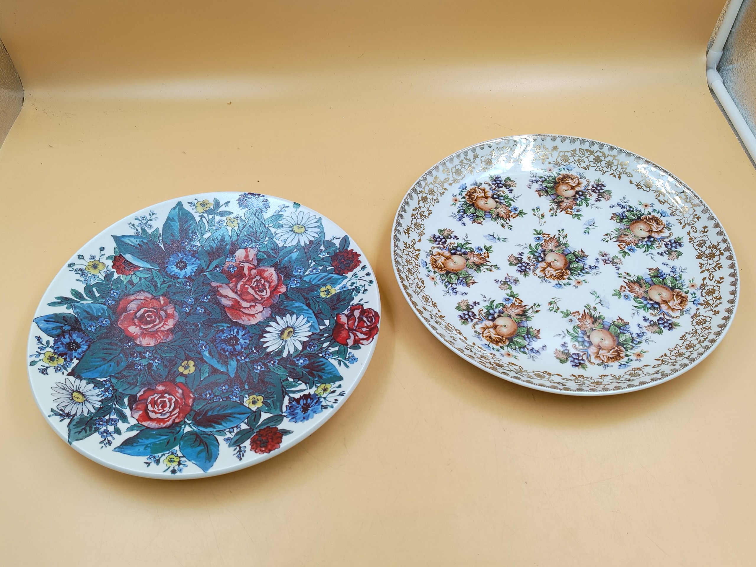 Arabia - Huutokauppa Ekman