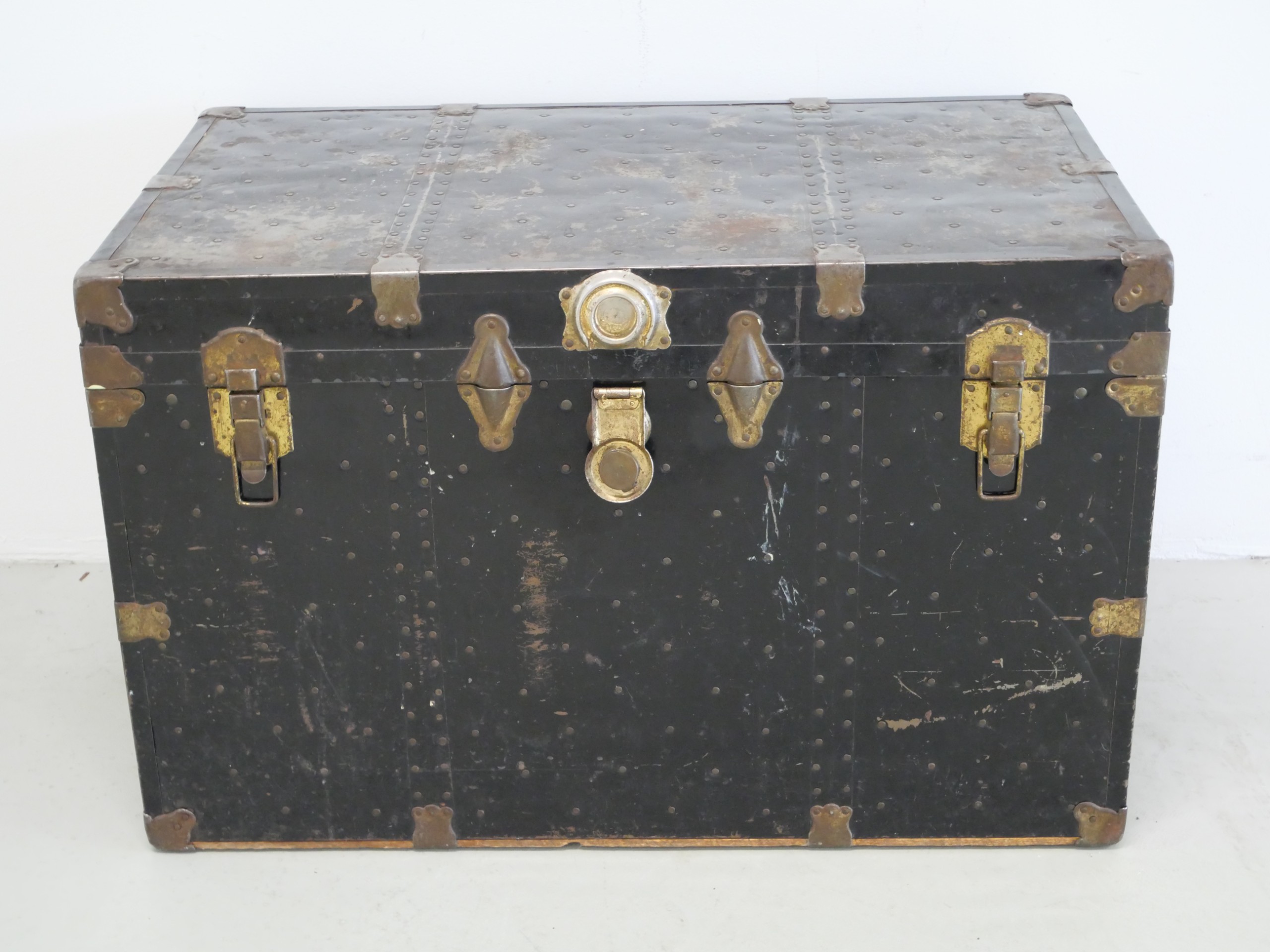 *Arkku - Huutokauppa Ekman