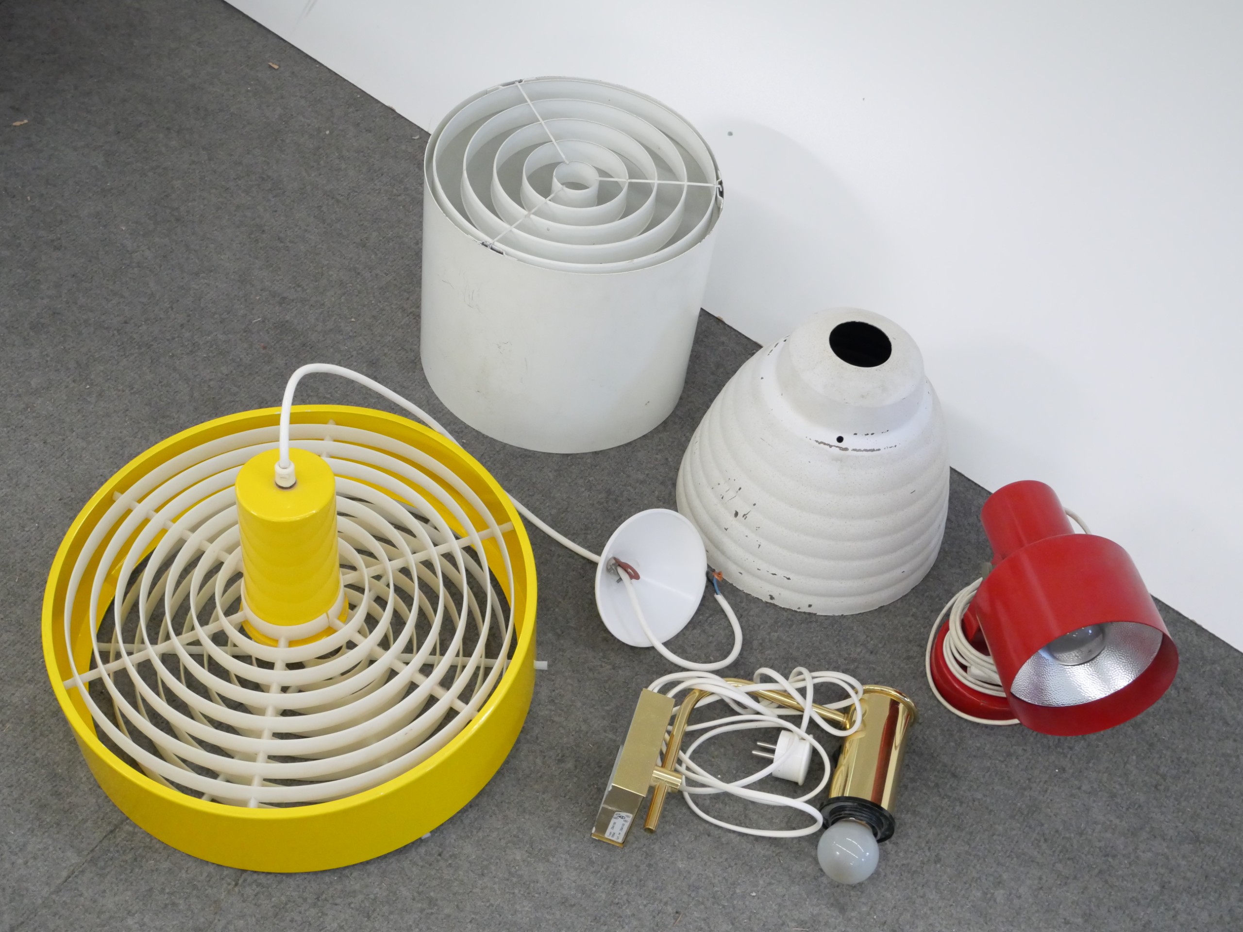 Valaisimet, osat ym. - Huutokauppa Ekman