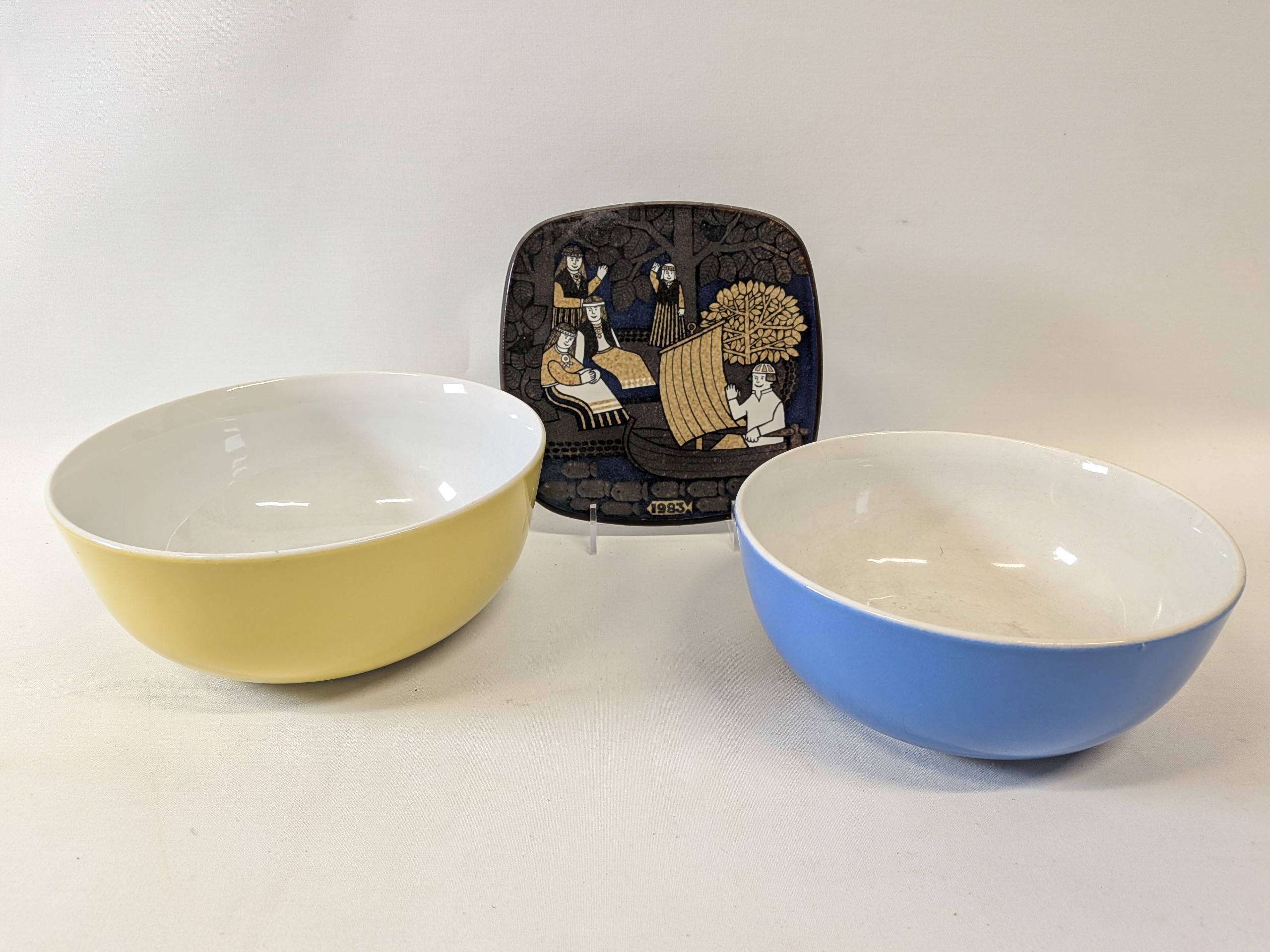 Arabia - Huutokauppa Ekman