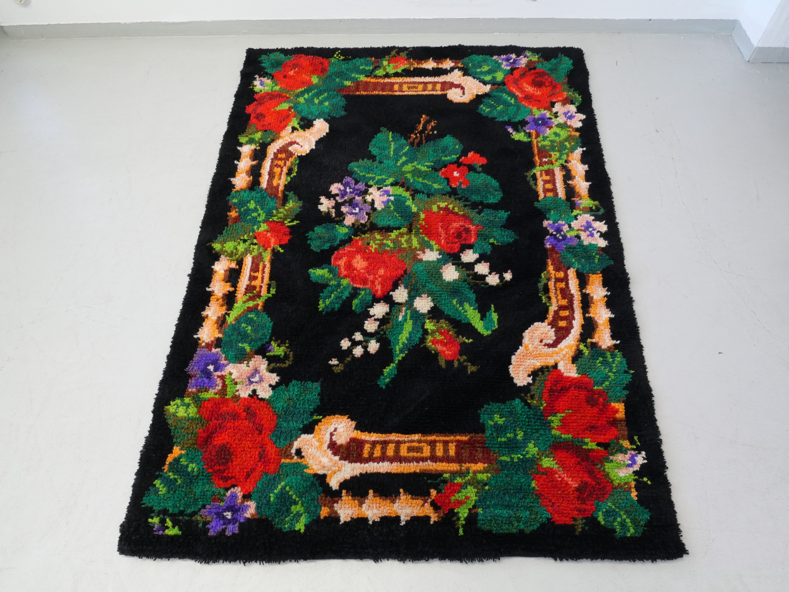 *Ryijy - Huutokauppa Ekman