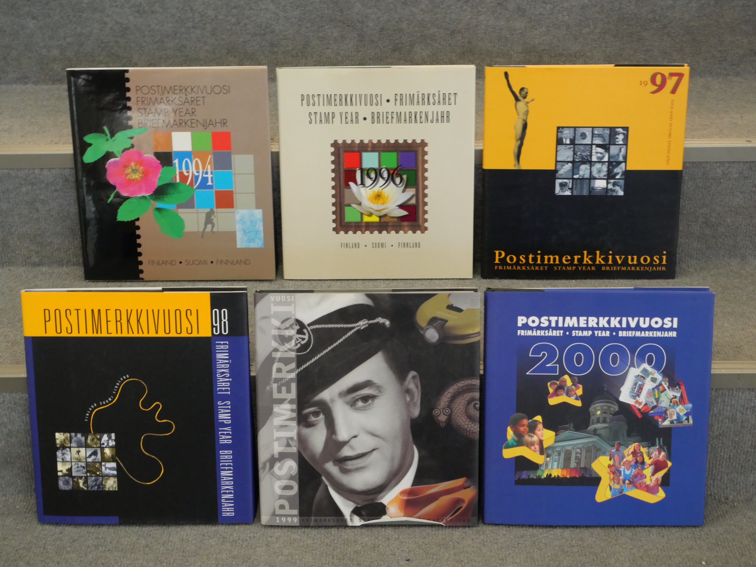 Postimerkki kirjat - Huutokauppa Ekman