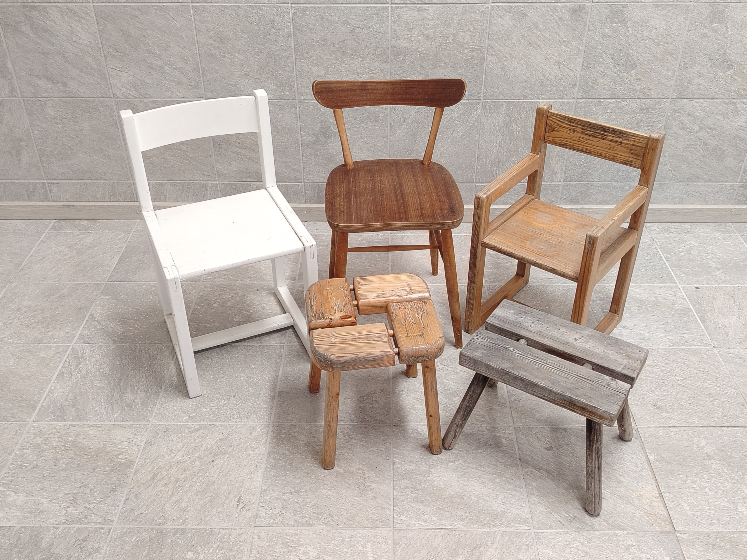 Tuolit - Huutokauppa Ekman