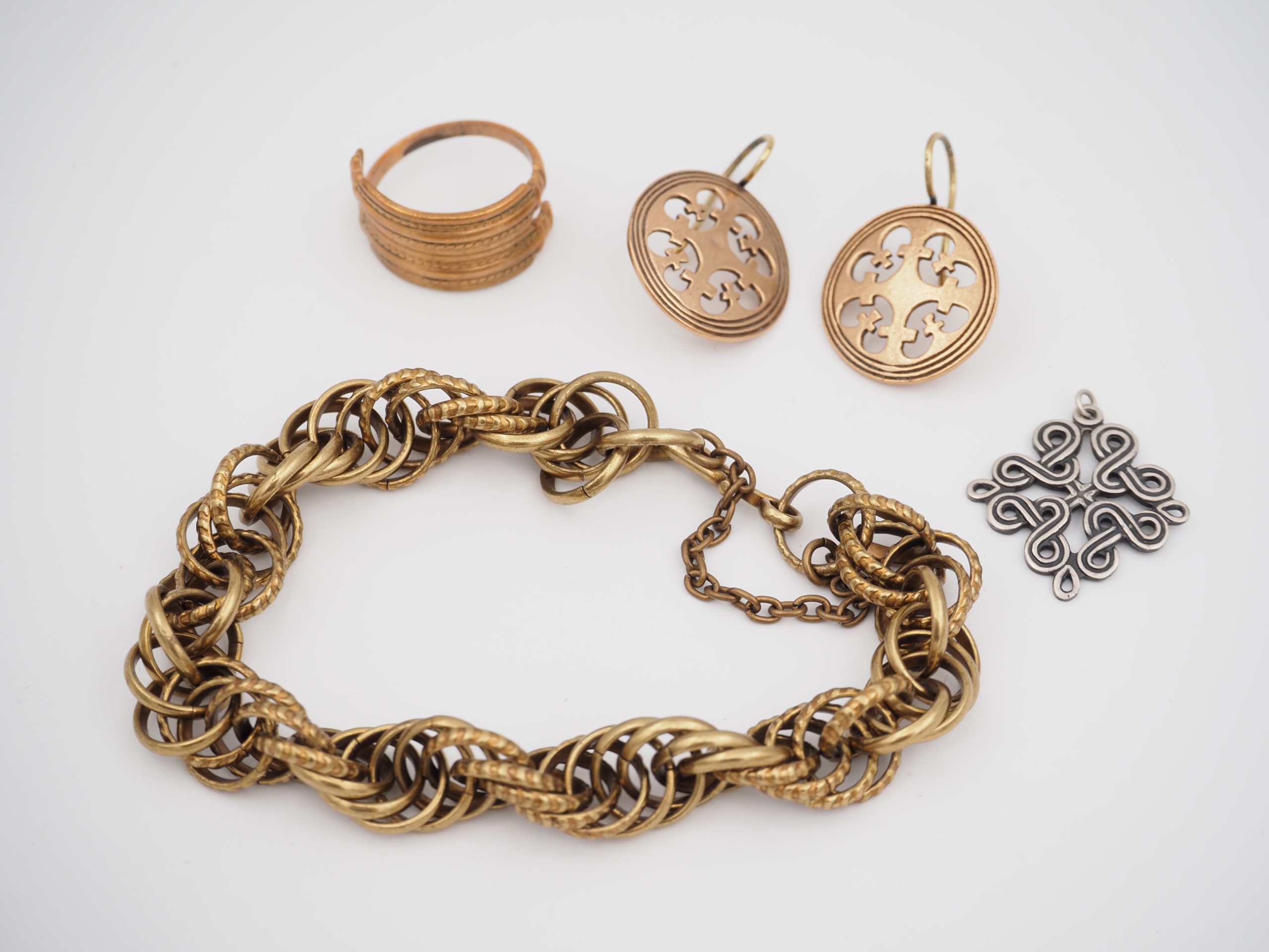 Kalevala Koru - Huutokauppa Ekman