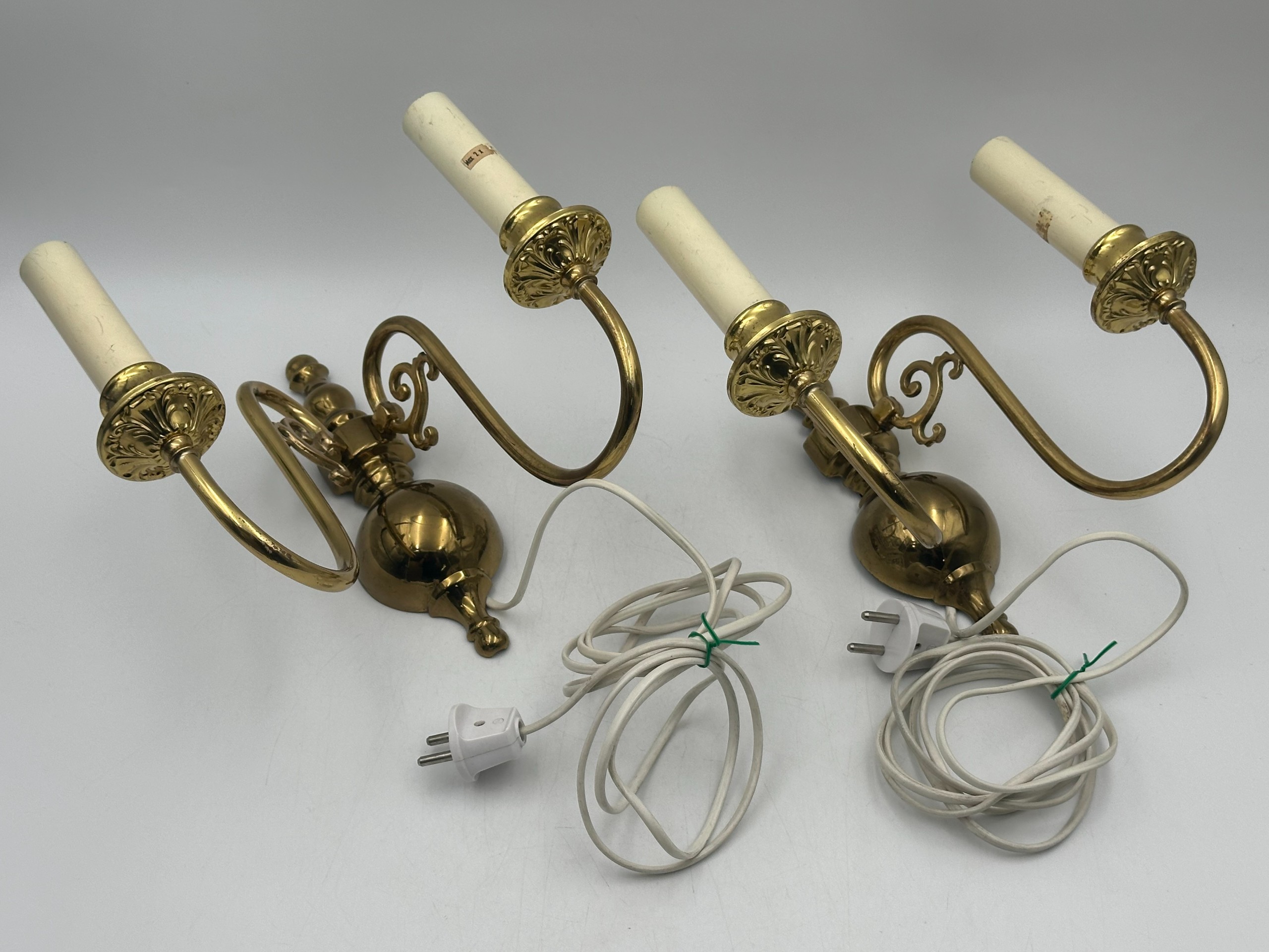 Messinkivalaisinpari - Huutokauppa Ekman