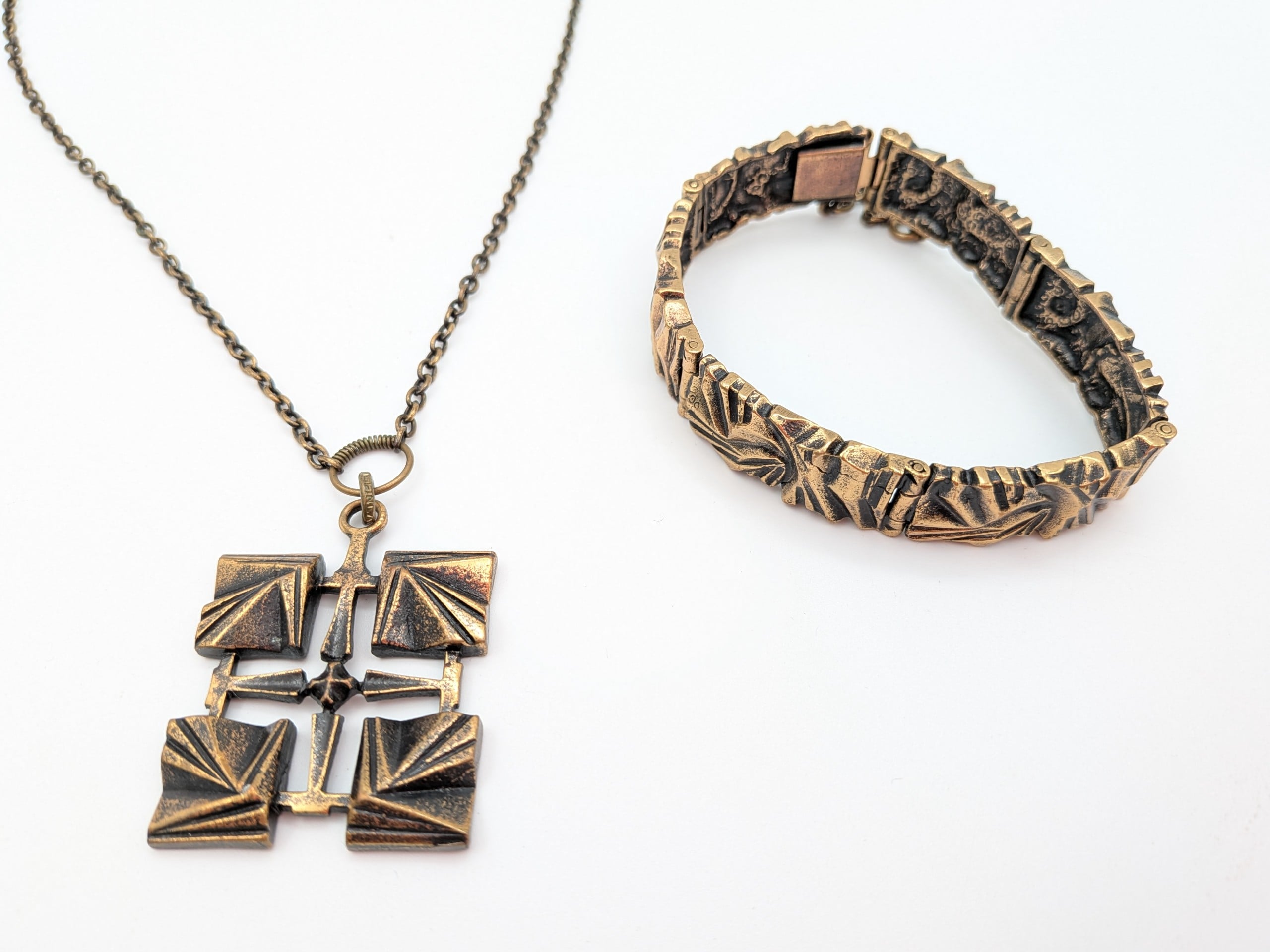 Pentti Sarpaneva - Huutokauppa Ekman