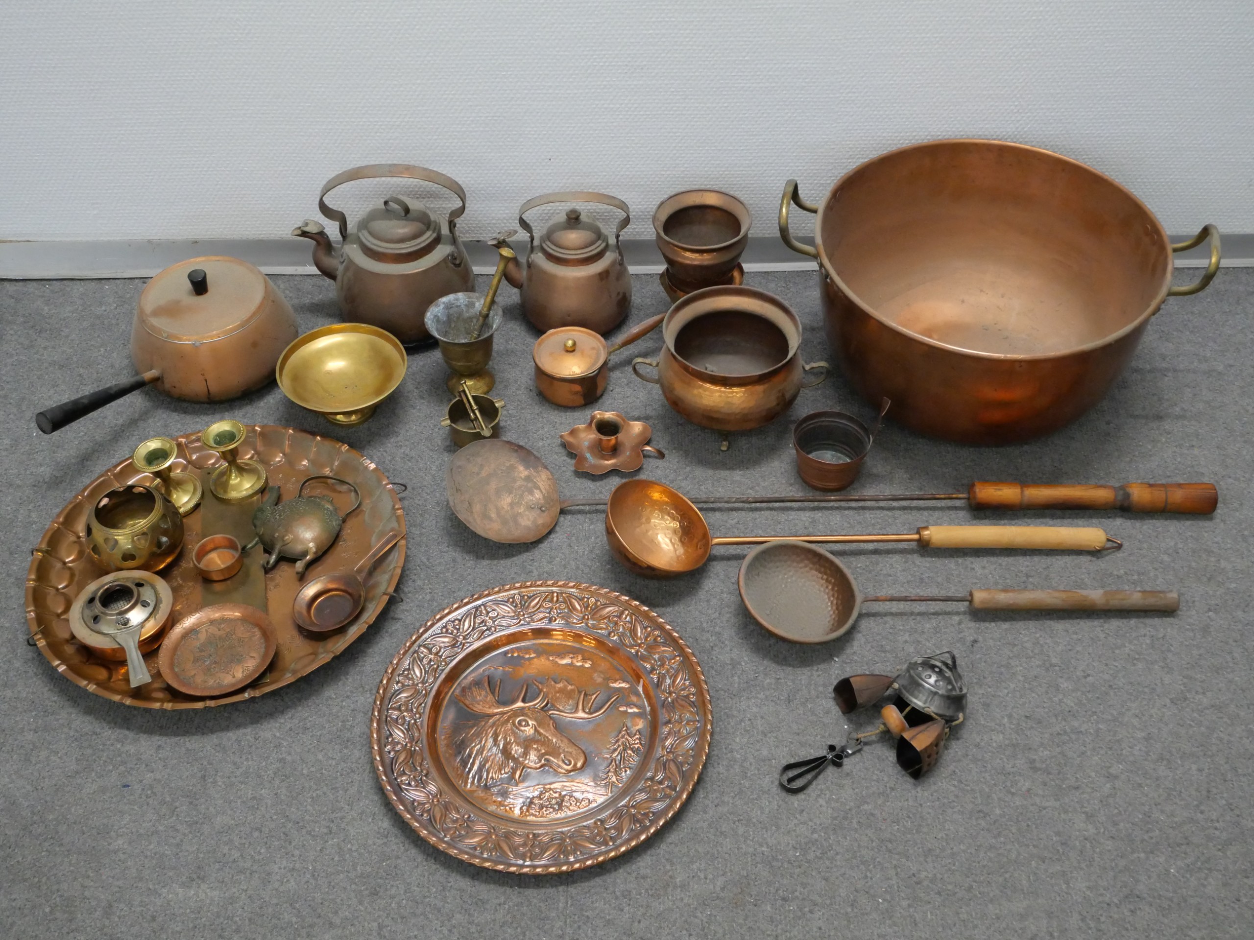 Kuparia ym. - Huutokauppa Ekman