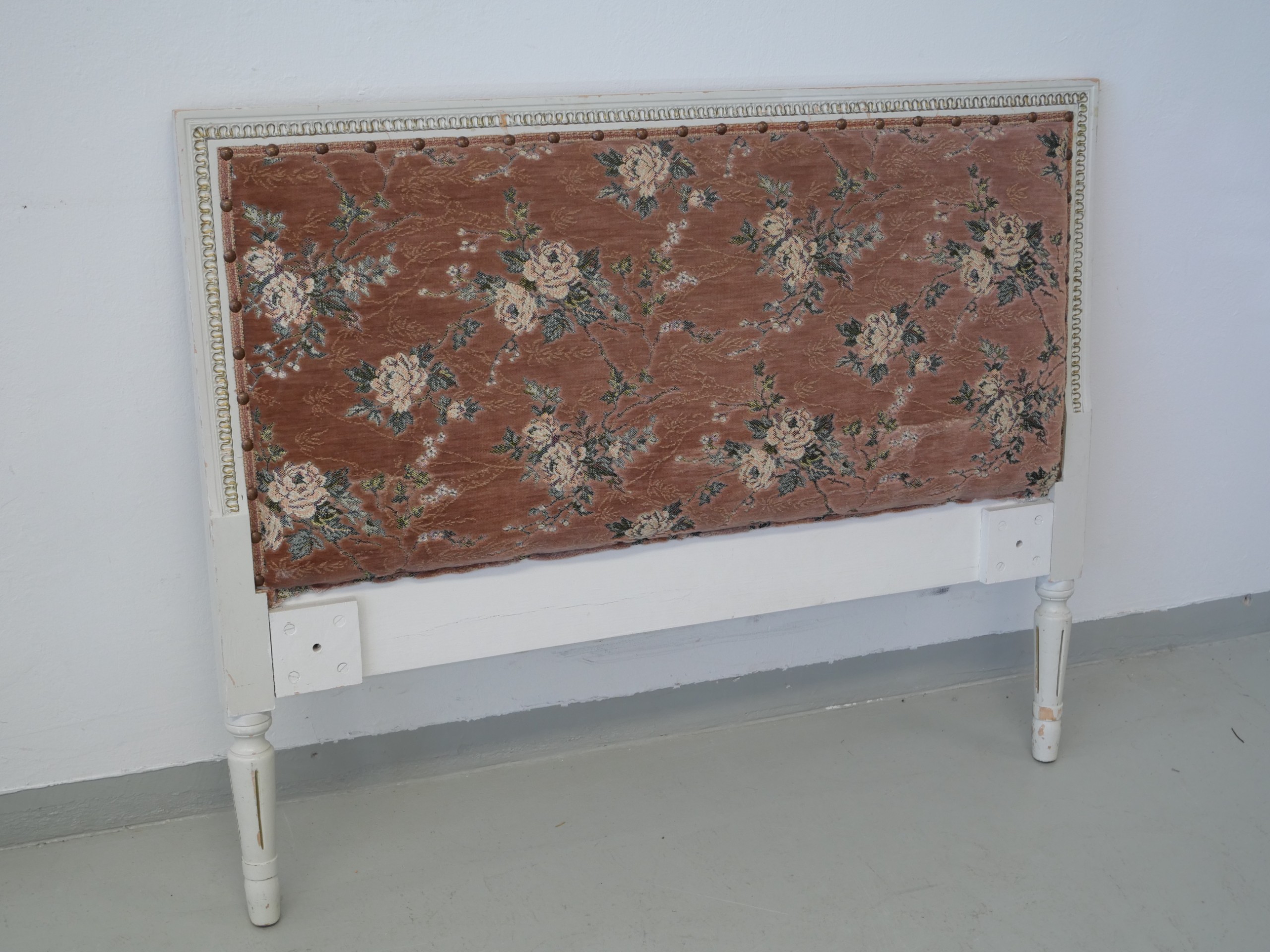 *Sängynpääty - Huutokauppa Ekman