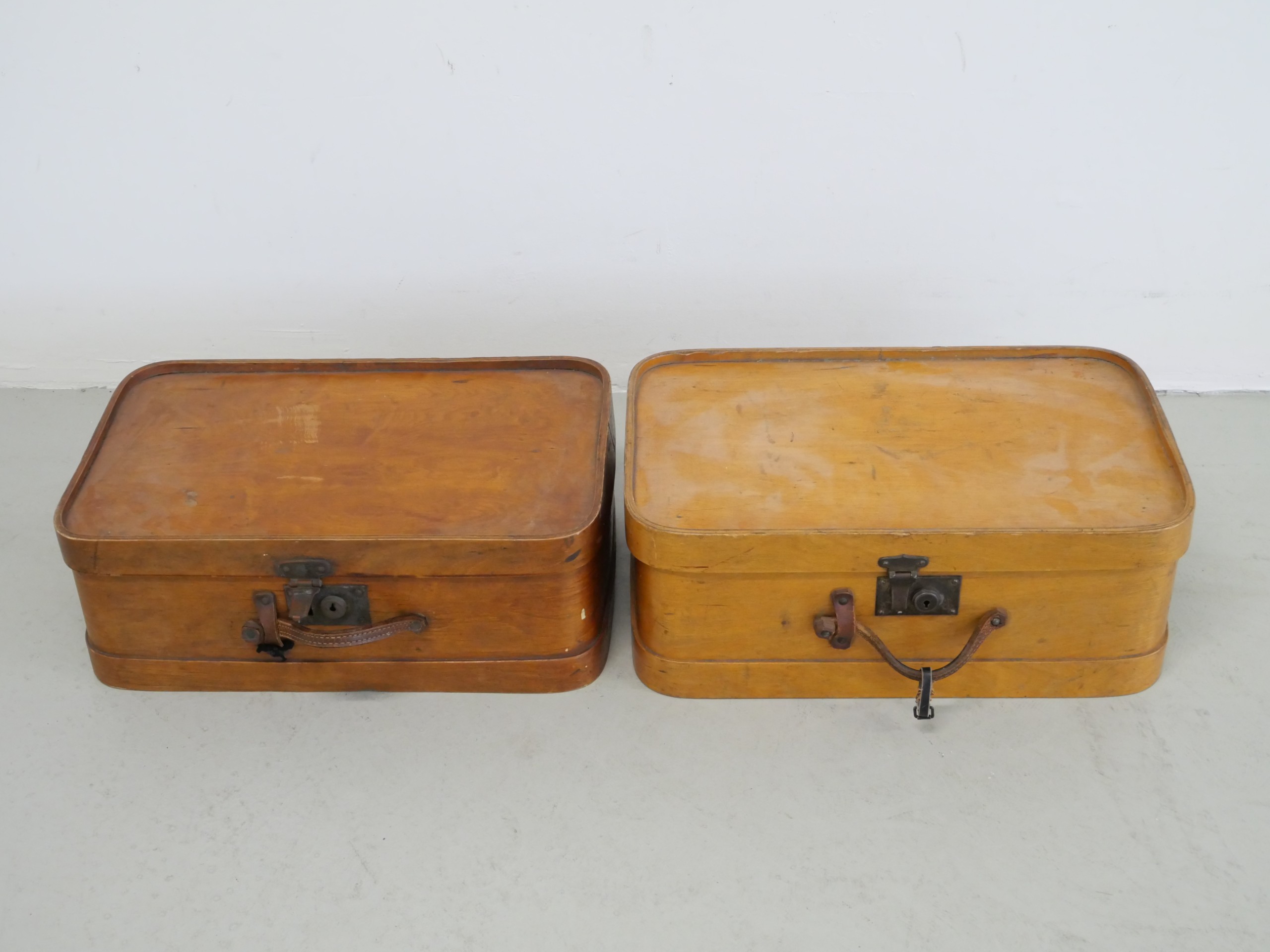 *Matkalaukut - Huutokauppa Ekman