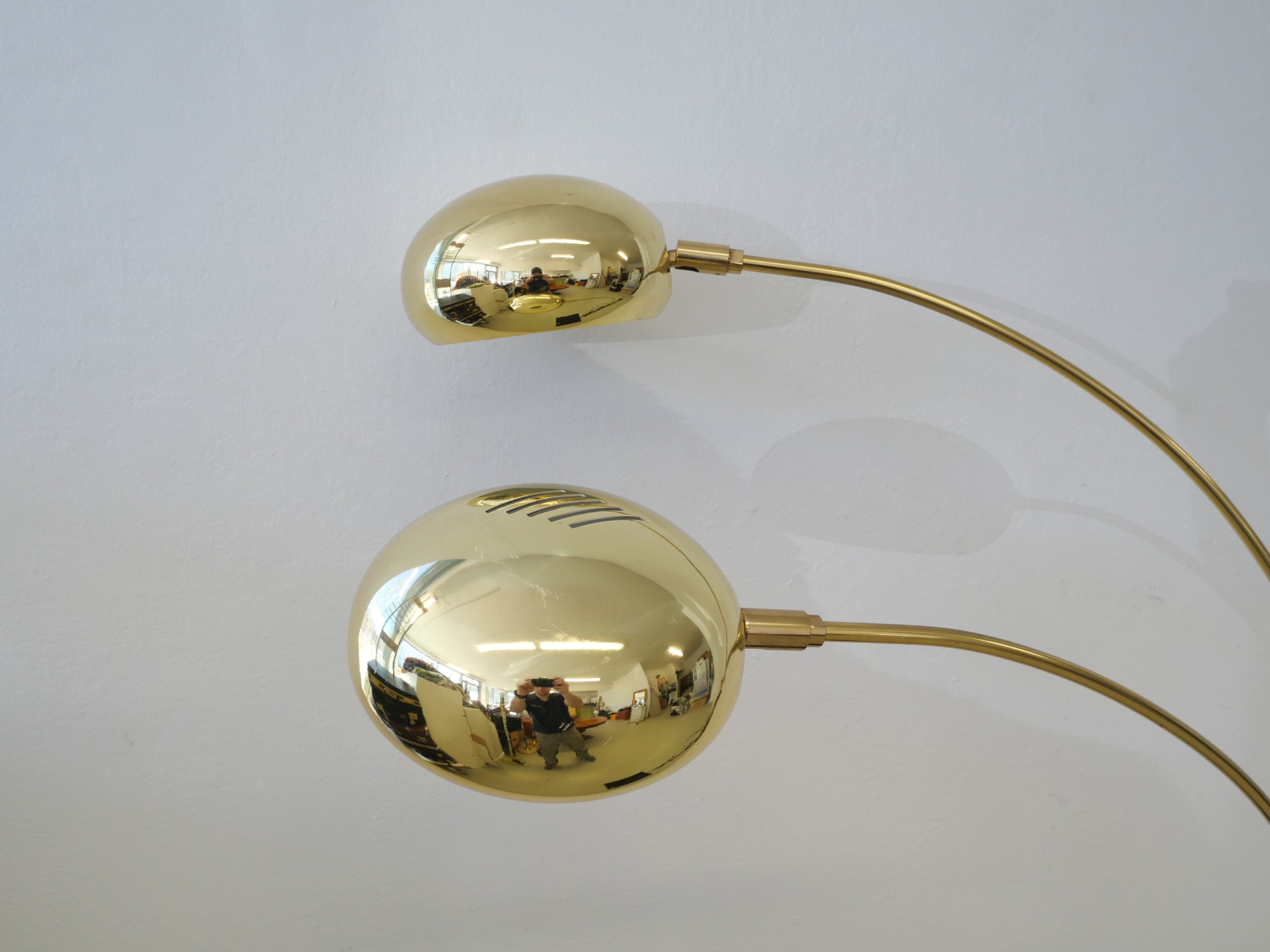 *Lattiavalaisin - Huutokauppa Ekman