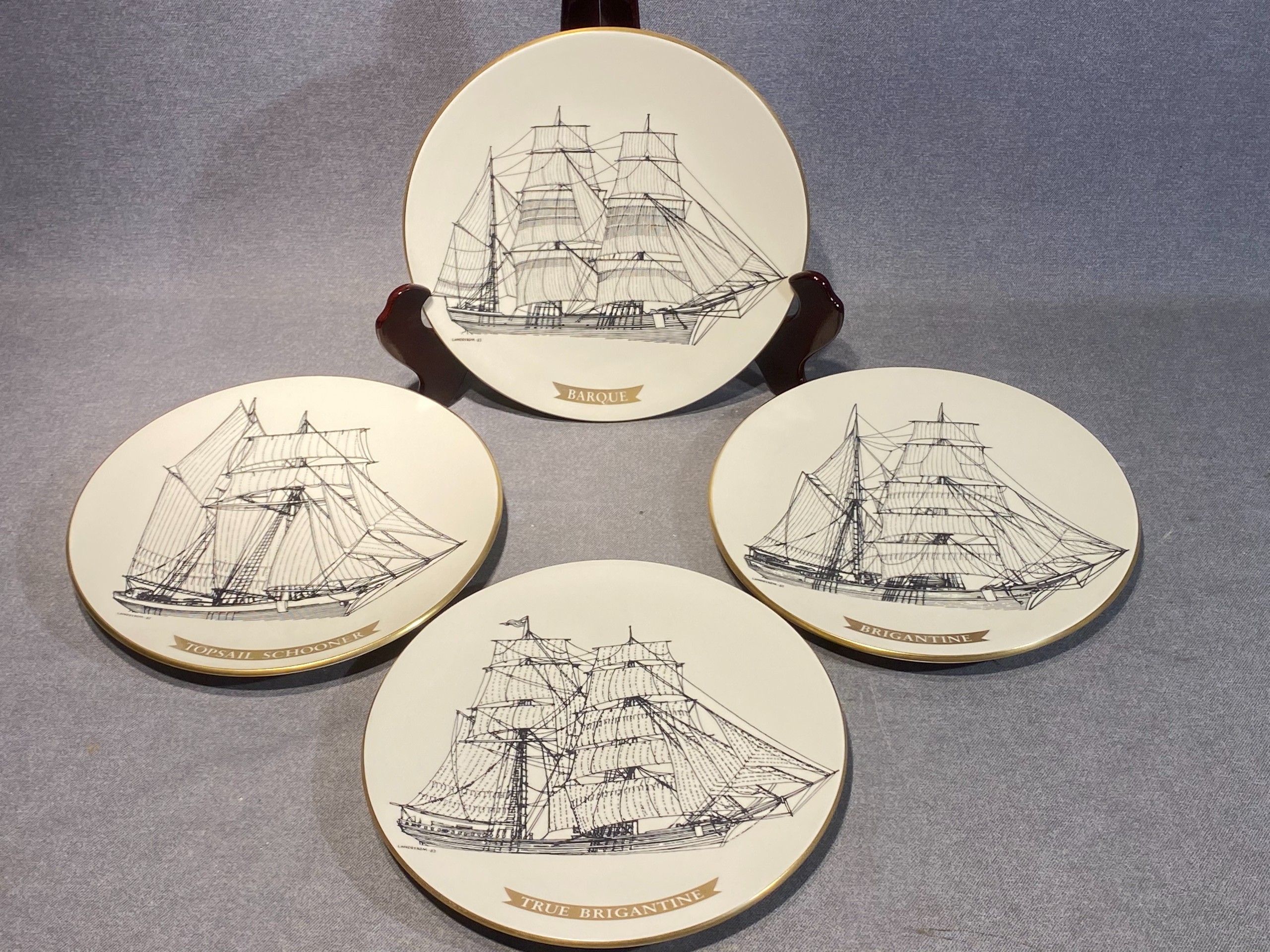 Arabia laivat - Huutokauppa Ekman