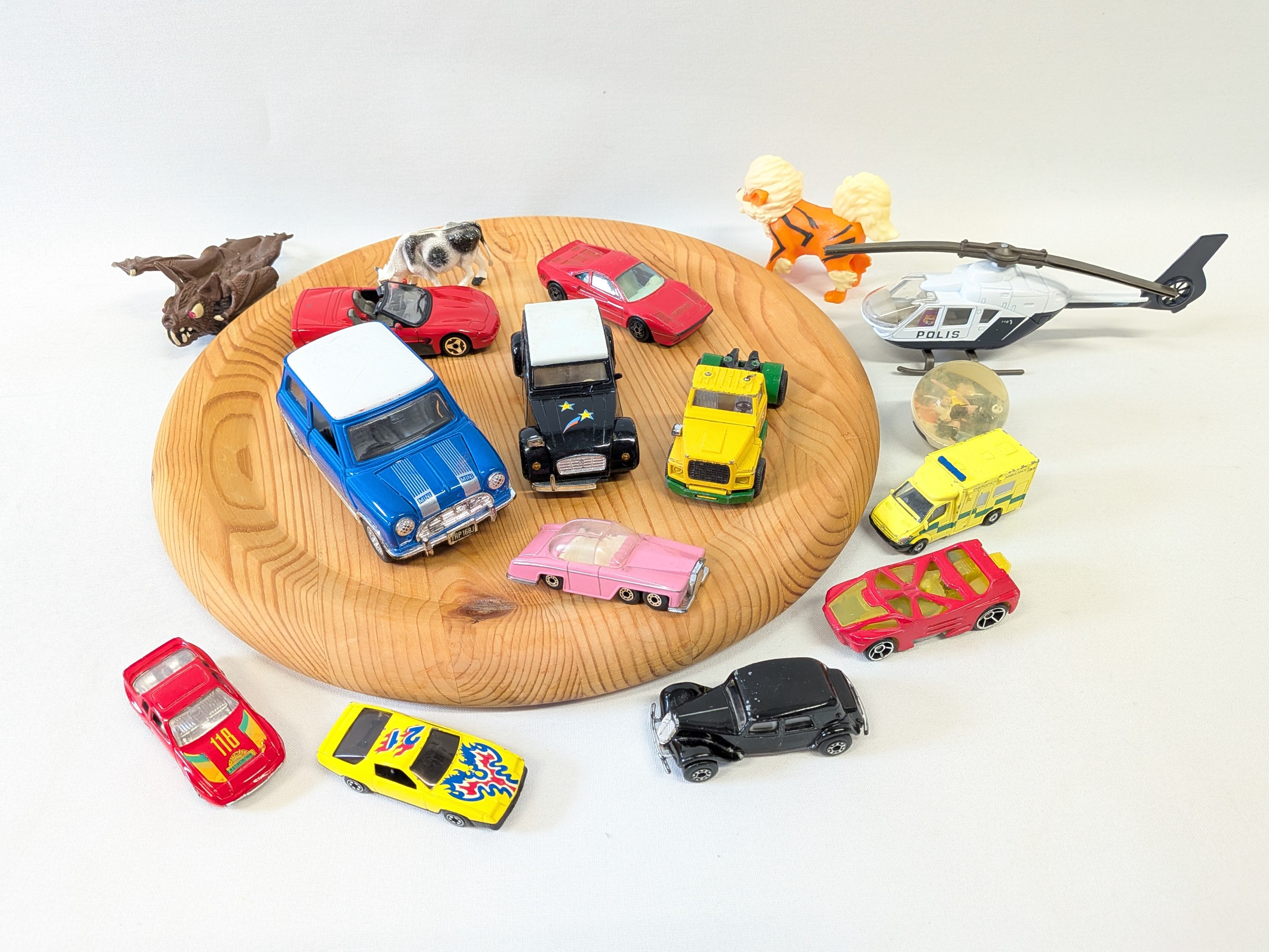 Lelut - Huutokauppa Ekman