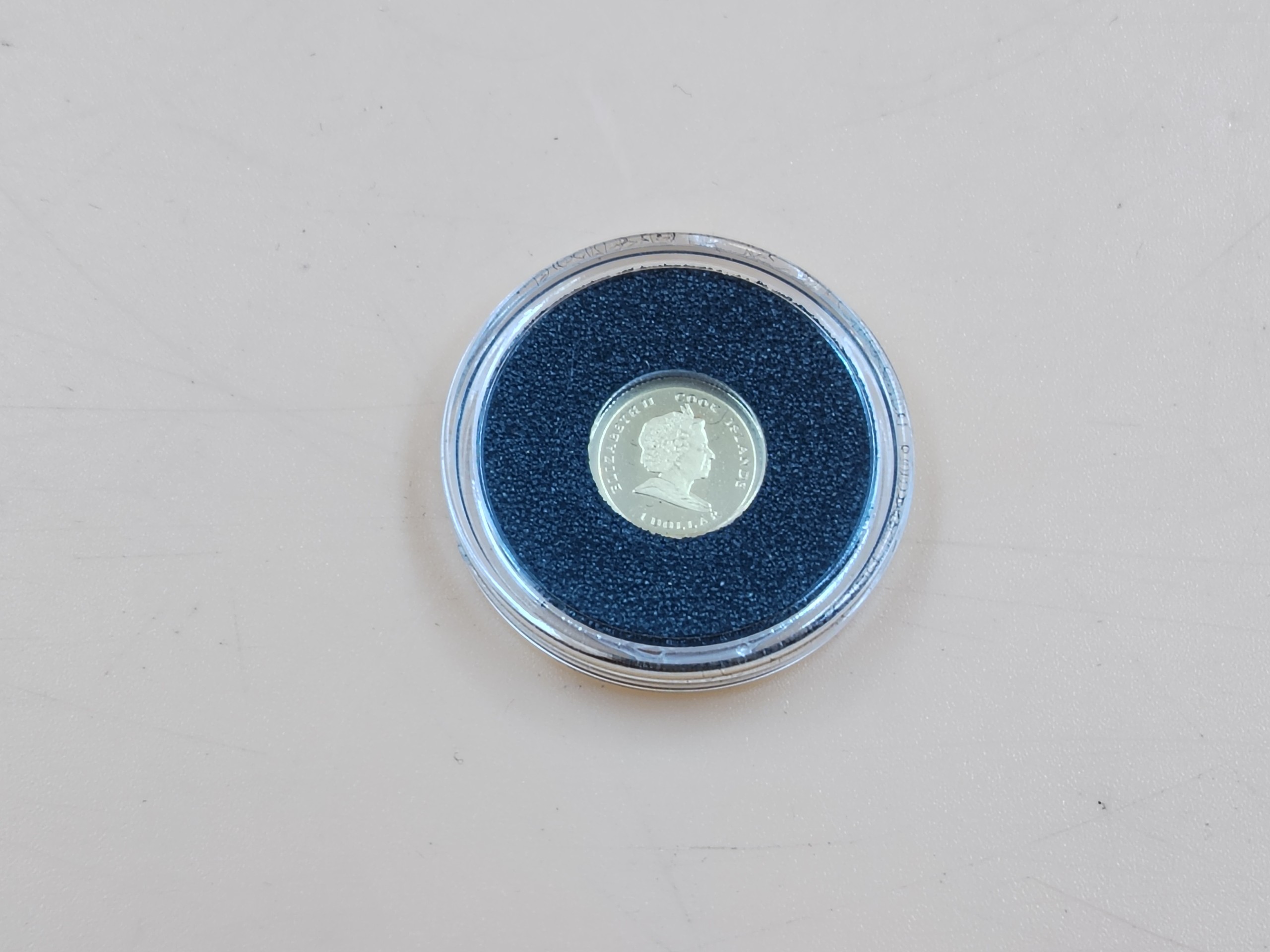 Kultaraha - Huutokauppa Ekman