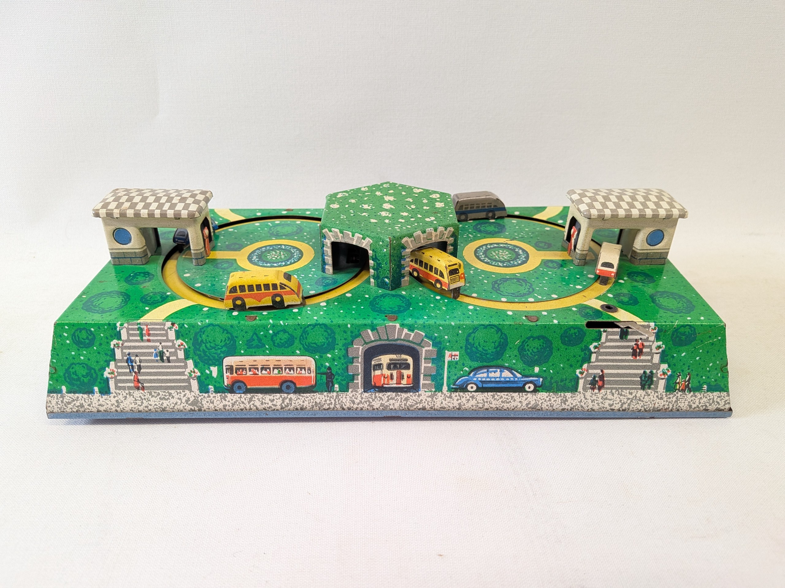 Peltilelu - Huutokauppa Ekman