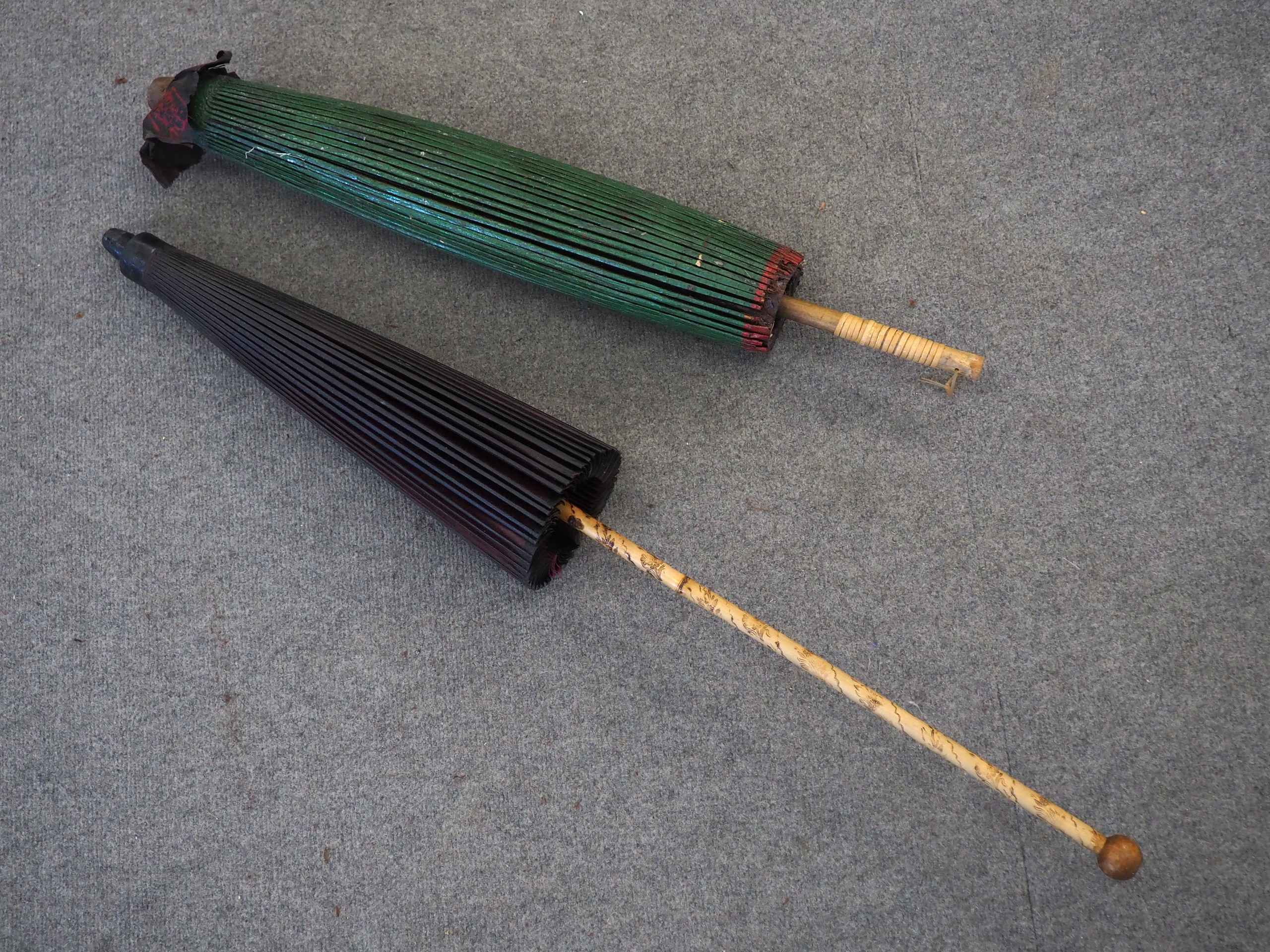 Päivänvarjot - Huutokauppa Ekman