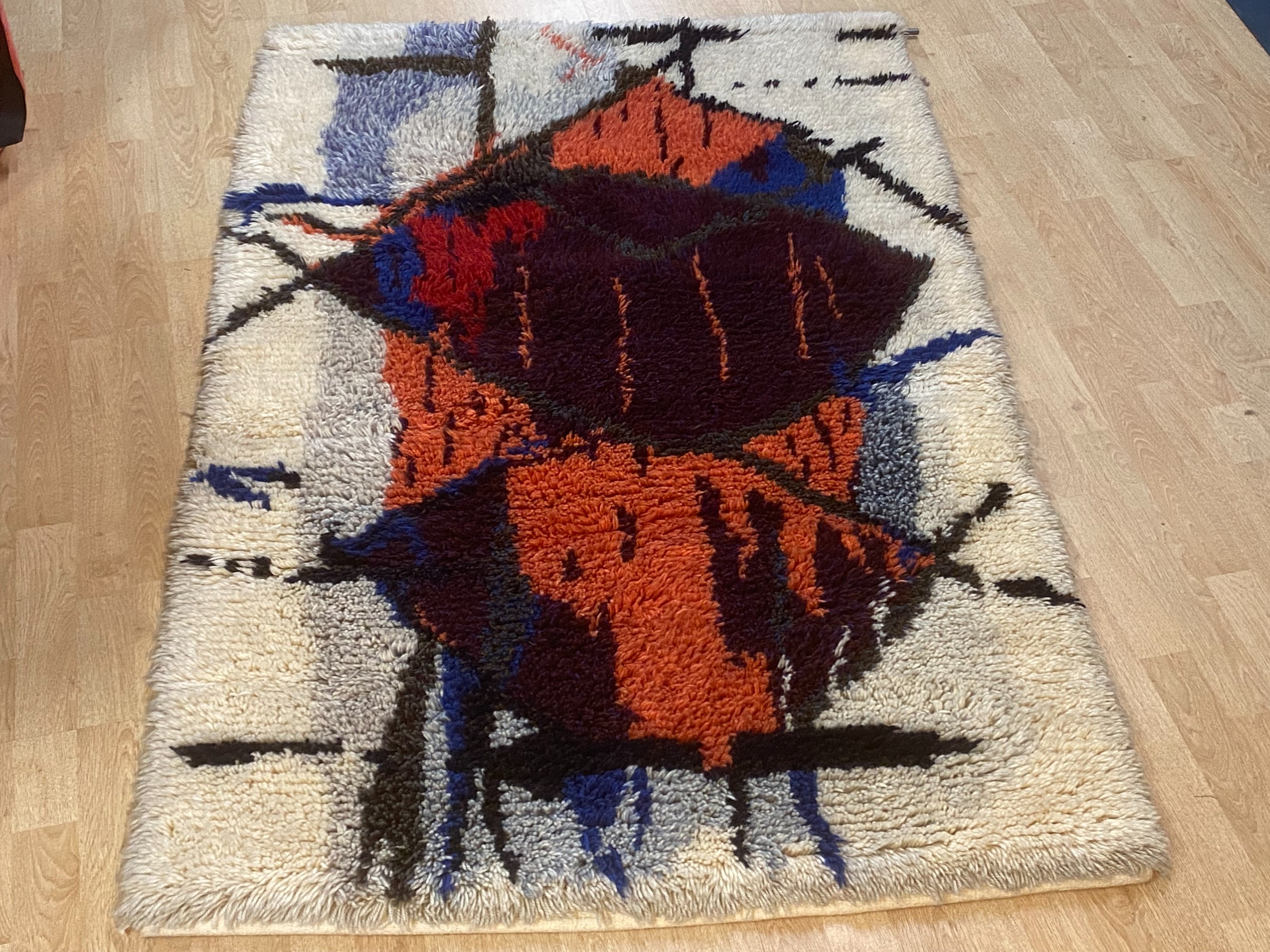 Villaryijy - Huutokauppa Ekman