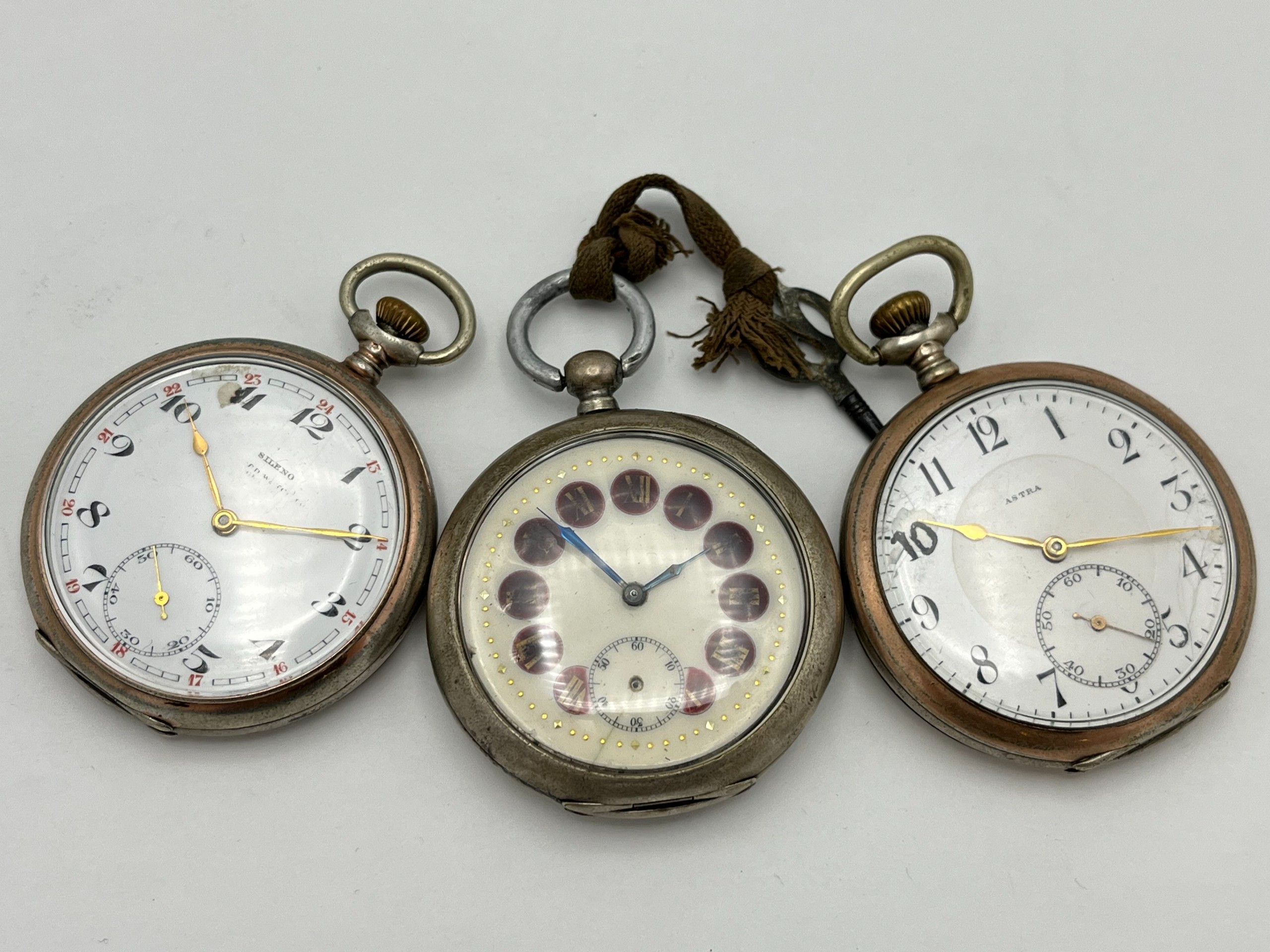 Hopeiset taskukellot - Huutokauppa Ekman