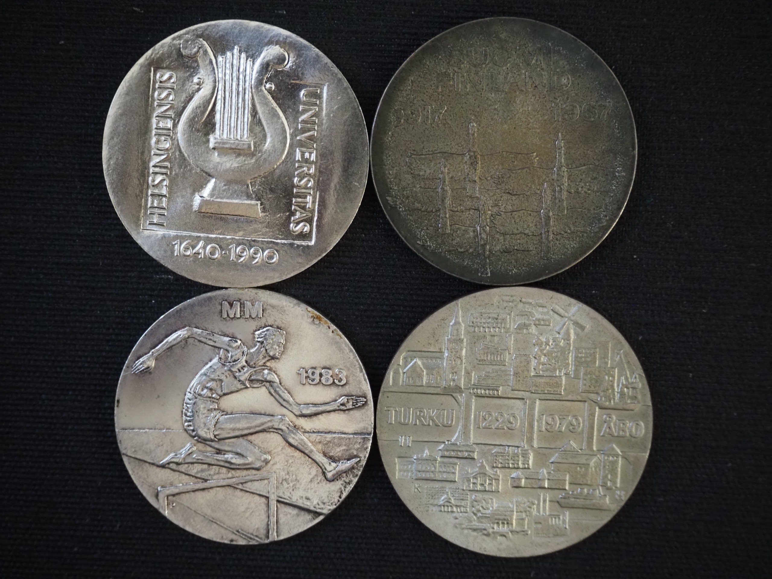 Juhlarahat - Huutokauppa Ekman