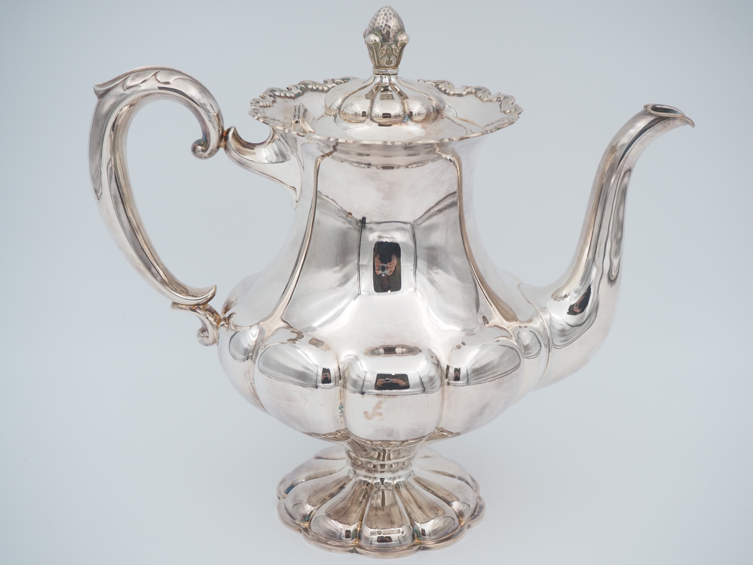 Hopeakannu - Huutokauppa Ekman