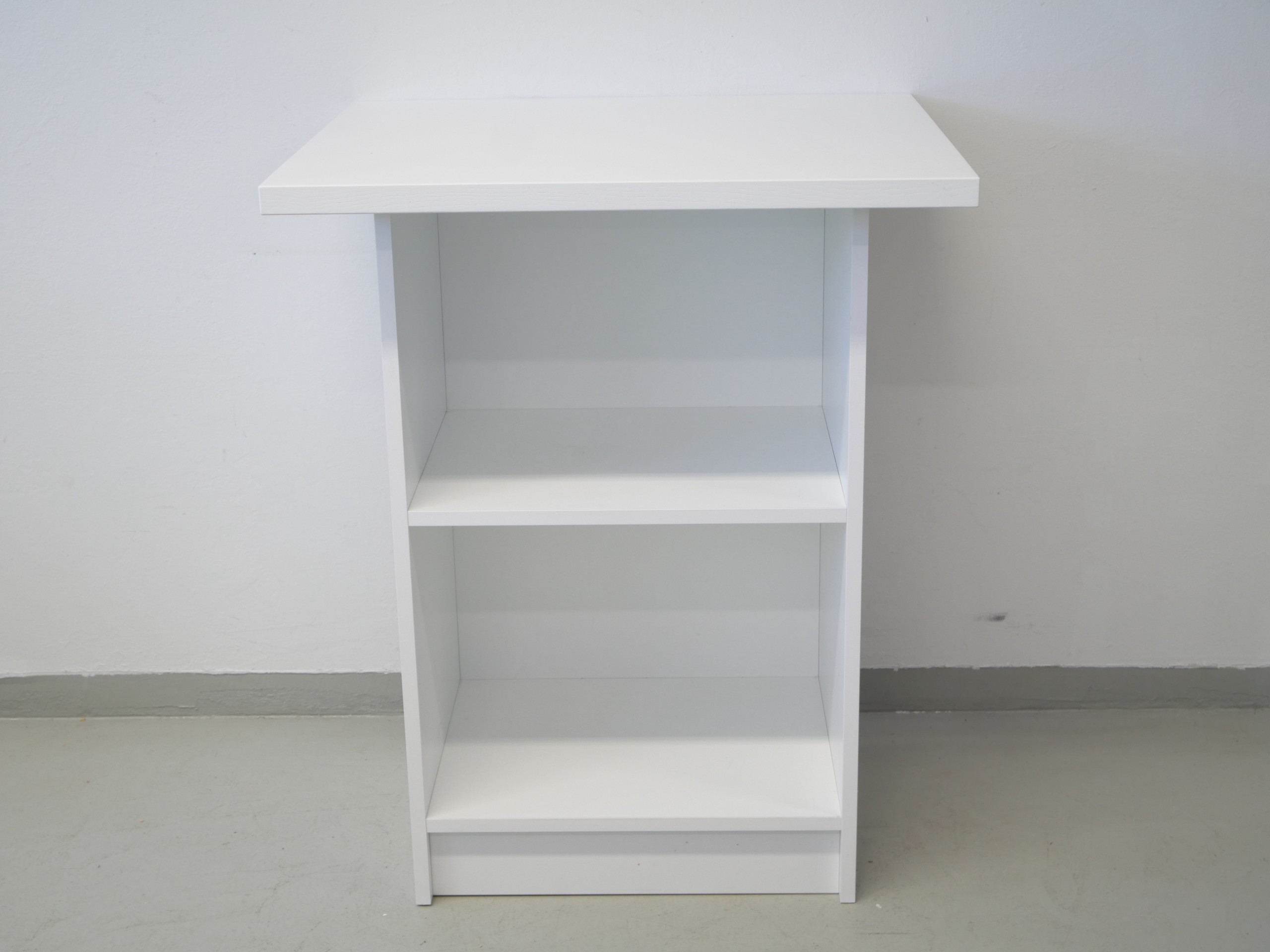 *Pöytä - Huutokauppa Ekman