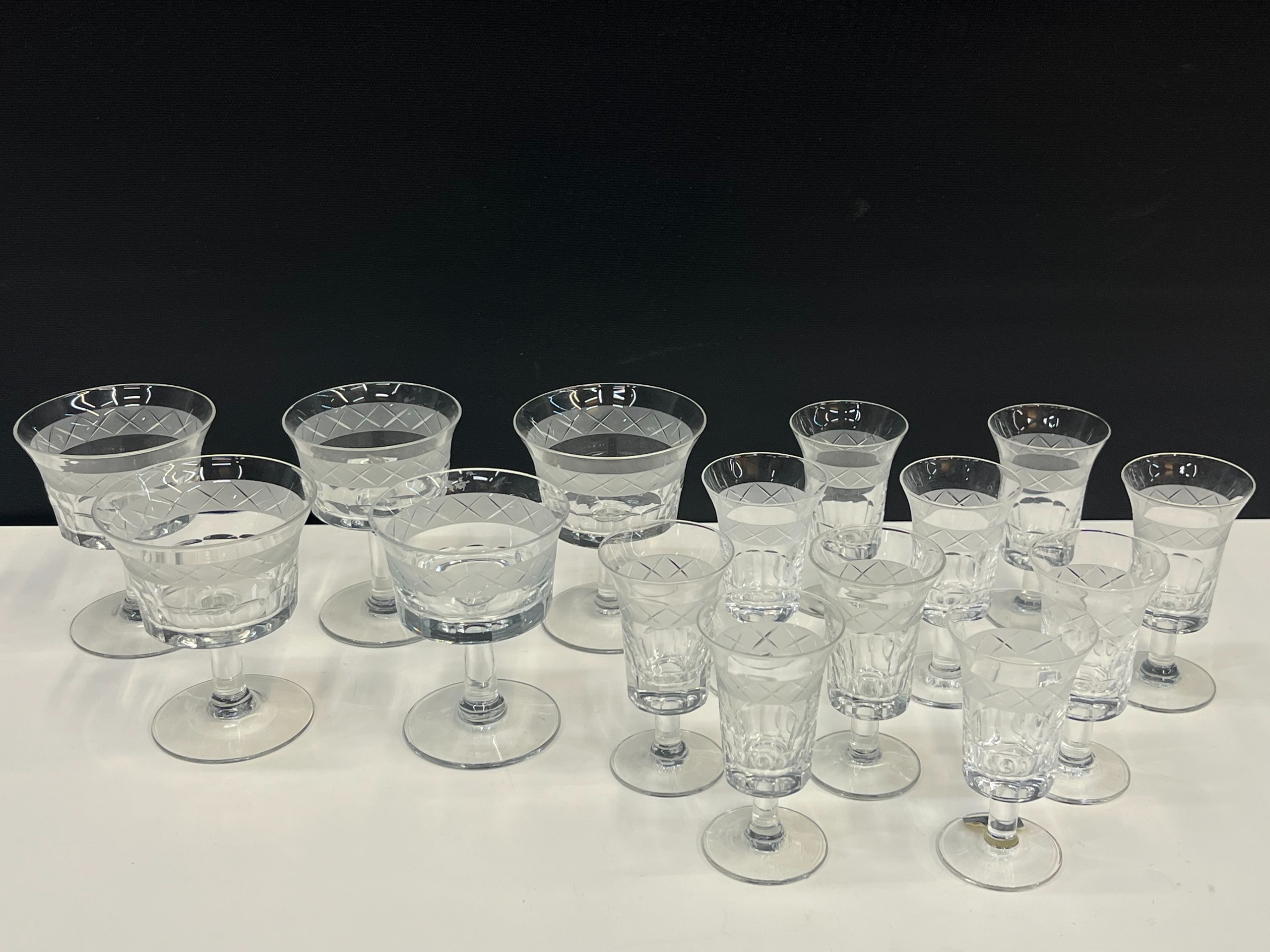 Nuutajärvi Antica - Huutokauppa Ekman