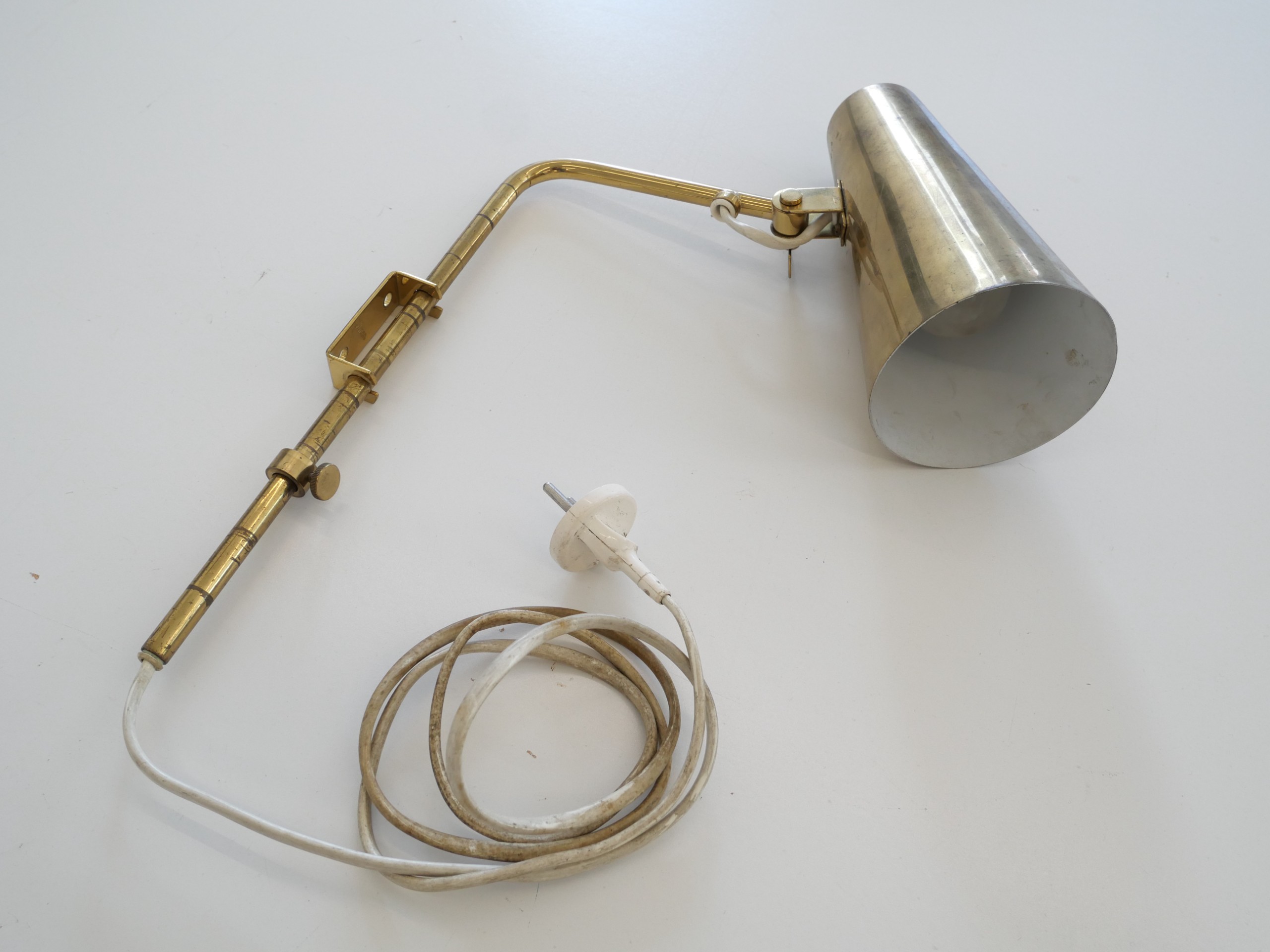 Paavo Tynell seinävalaisin - Huutokauppa Ekman