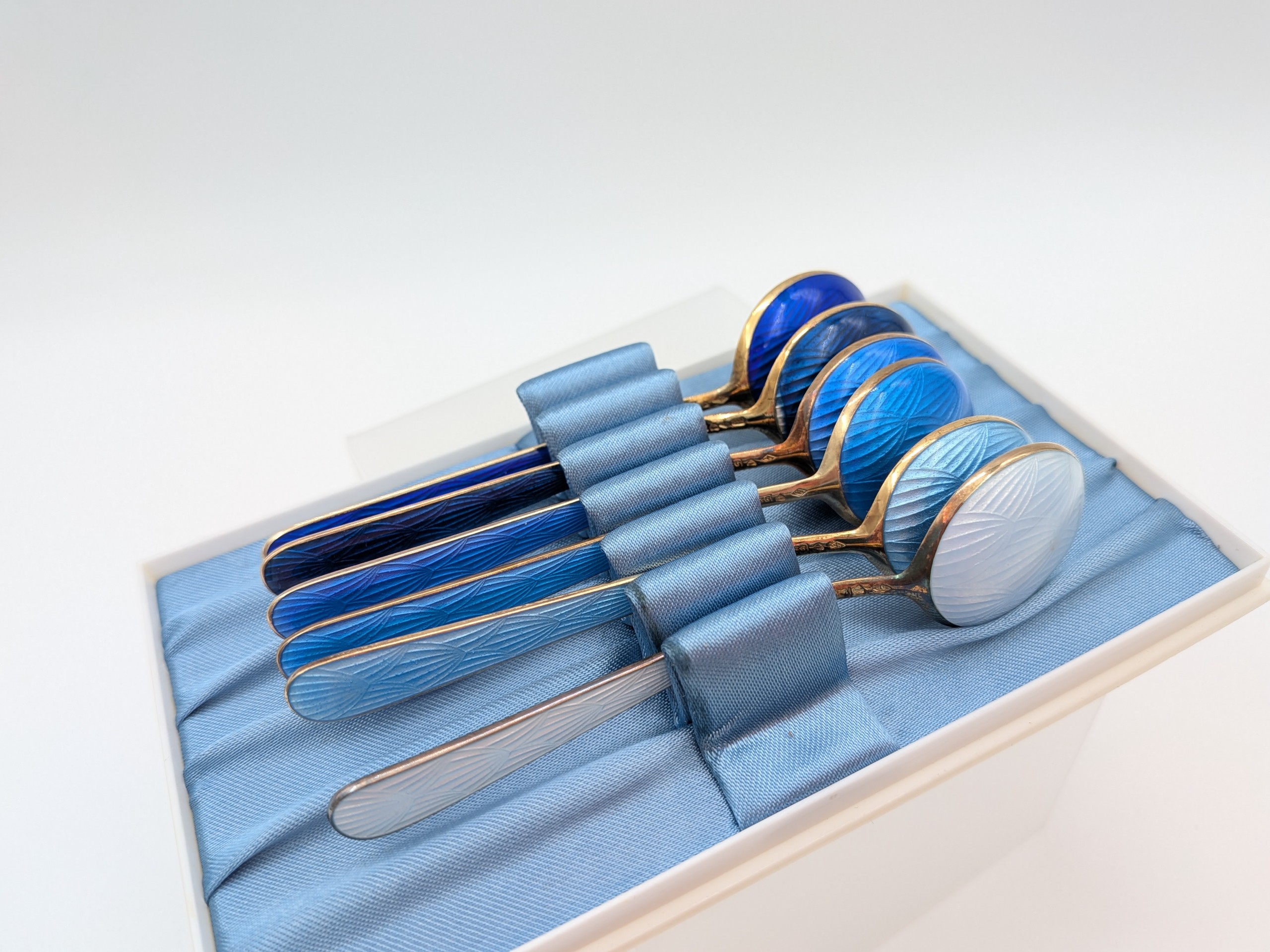 Tillander - Huutokauppa Ekman